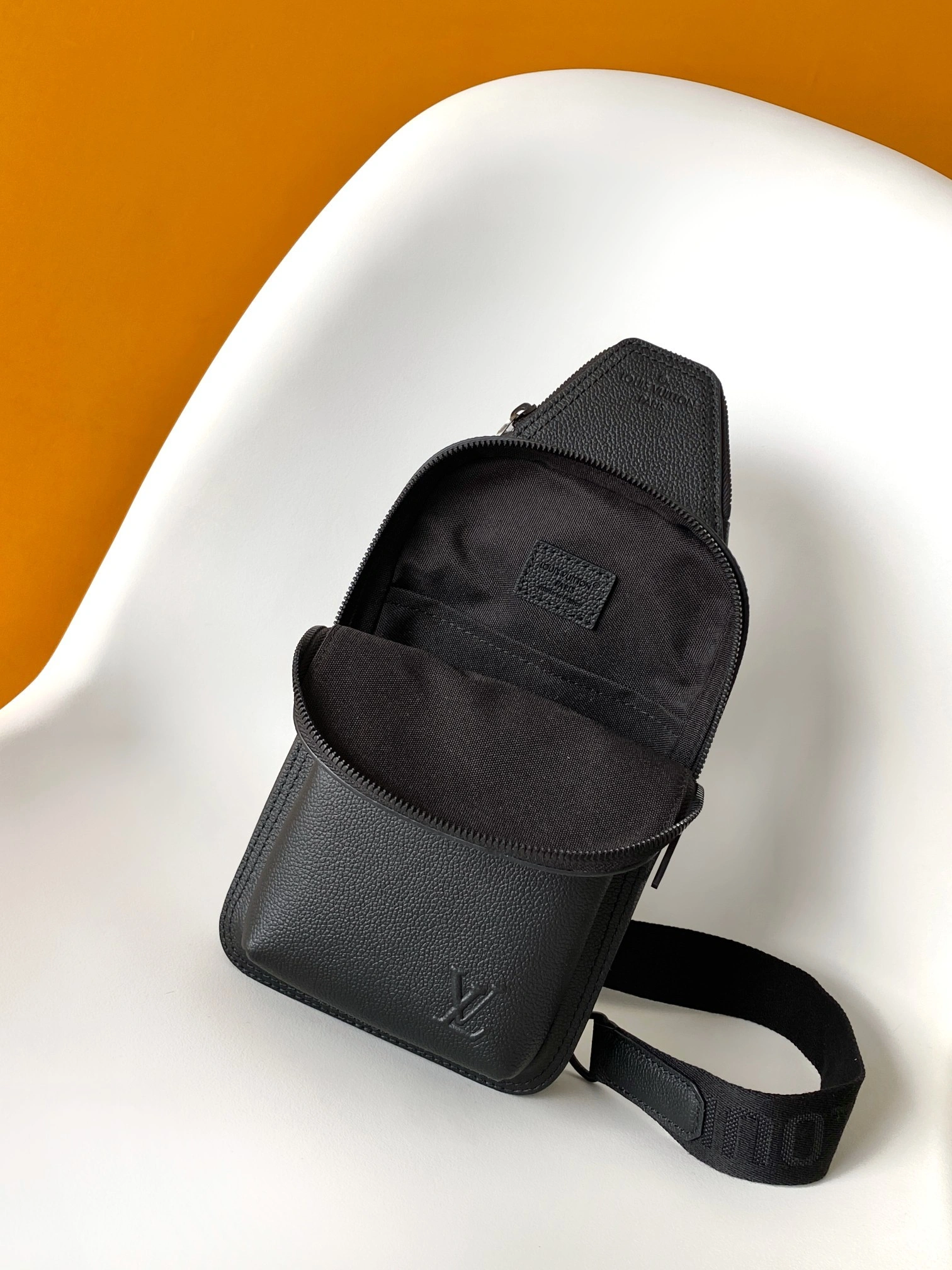 MOMO--8V M15255 high quality version cowhide item:F-B000A1533