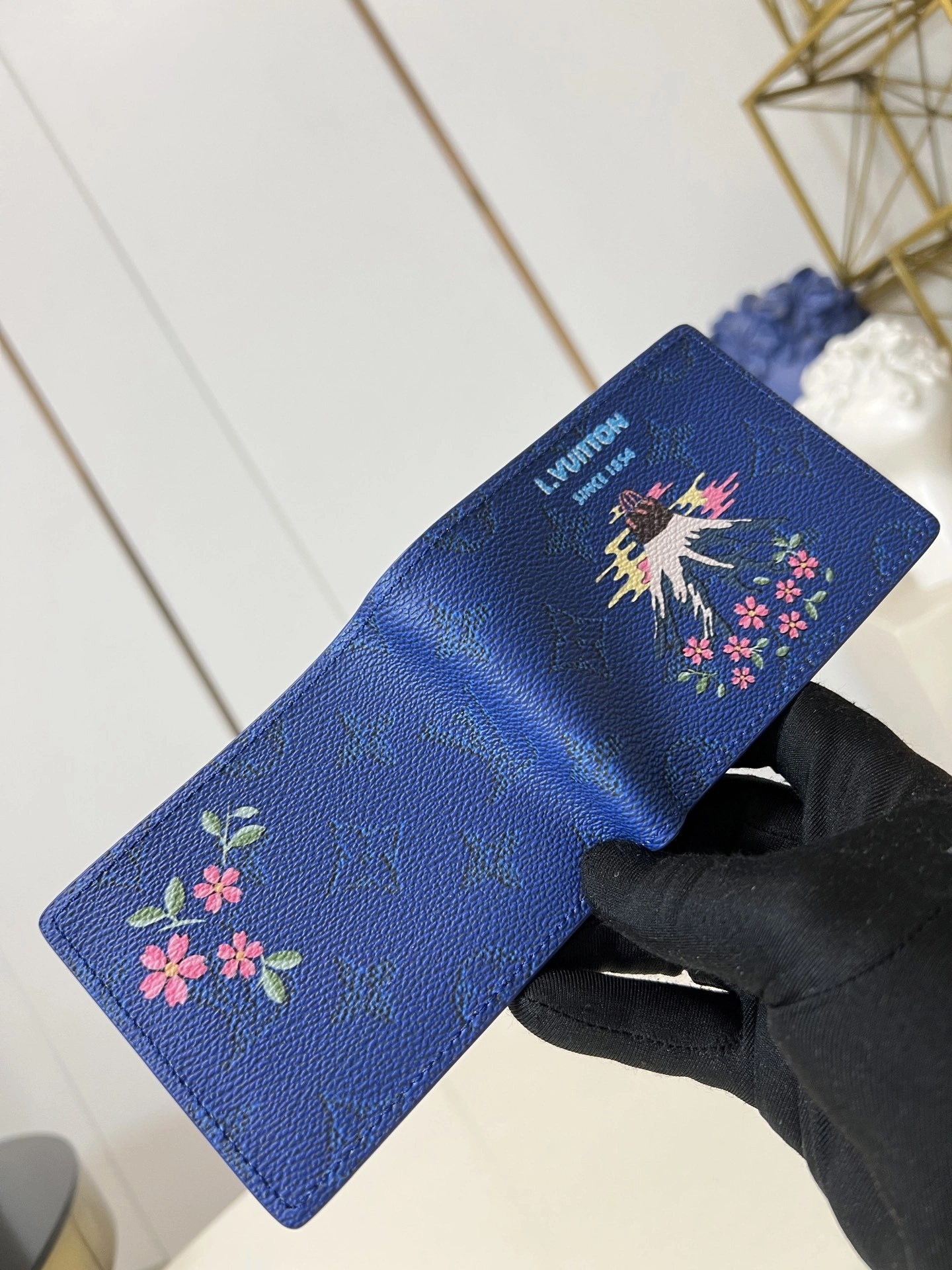 MOMO- 8V M15326 high quality version Slender item：E-B177I2505
