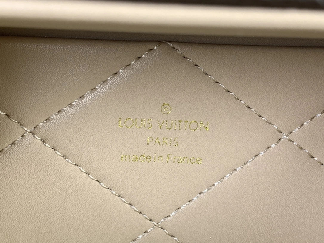 MOMO--8V M20468 high quality version VALISETTE TRESOR item:F-B174A0798T