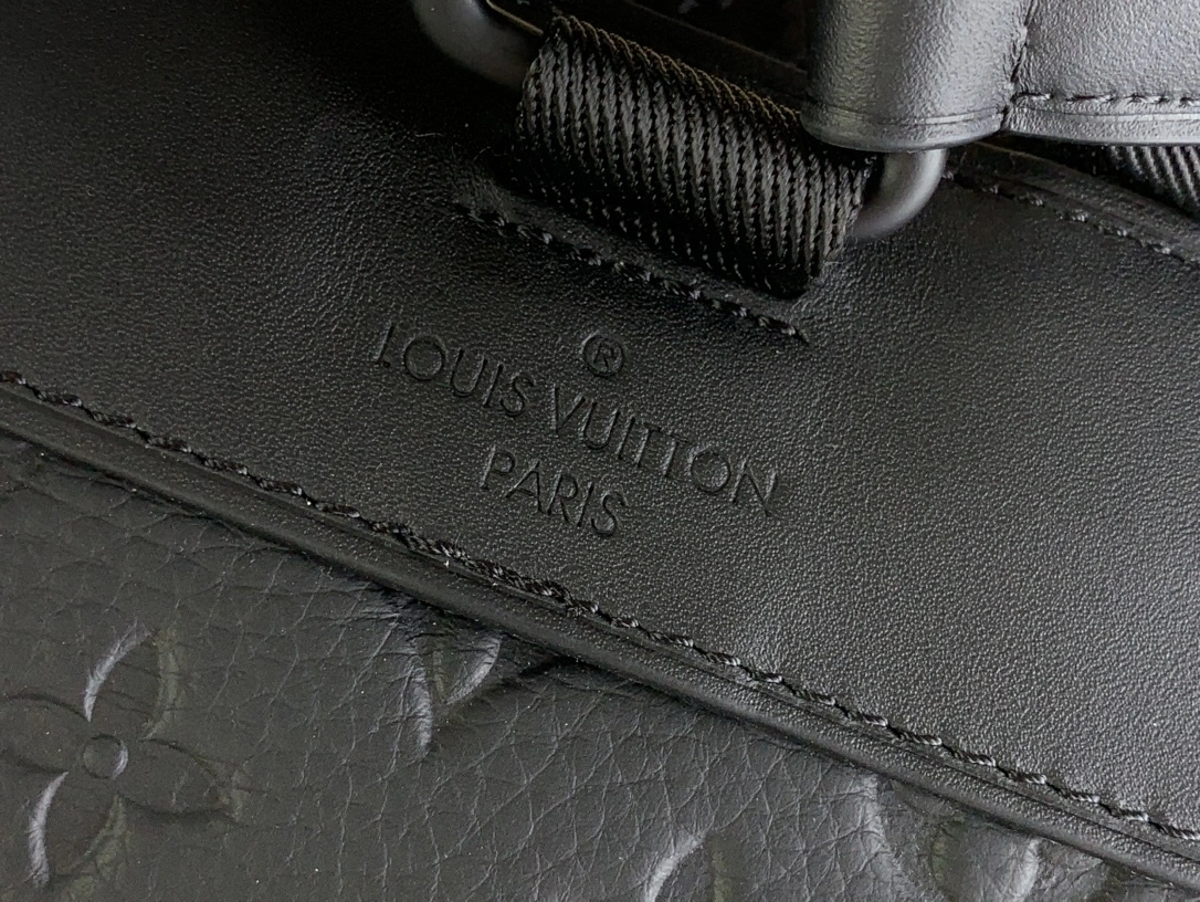 MOMO--8V M20899 high quality version Christopher item:E-B808L1730T