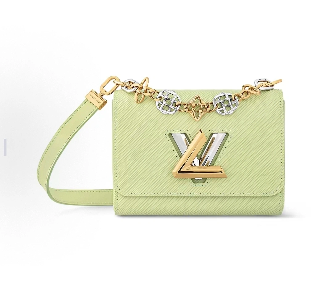 MOMO- 8V M22768 high quality version Twist item:E-B000C0513