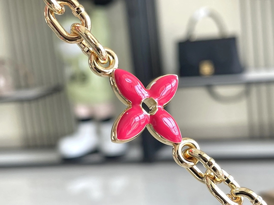 MOMO- 8V M23718 high quality version Capucines item:E-B000B2339