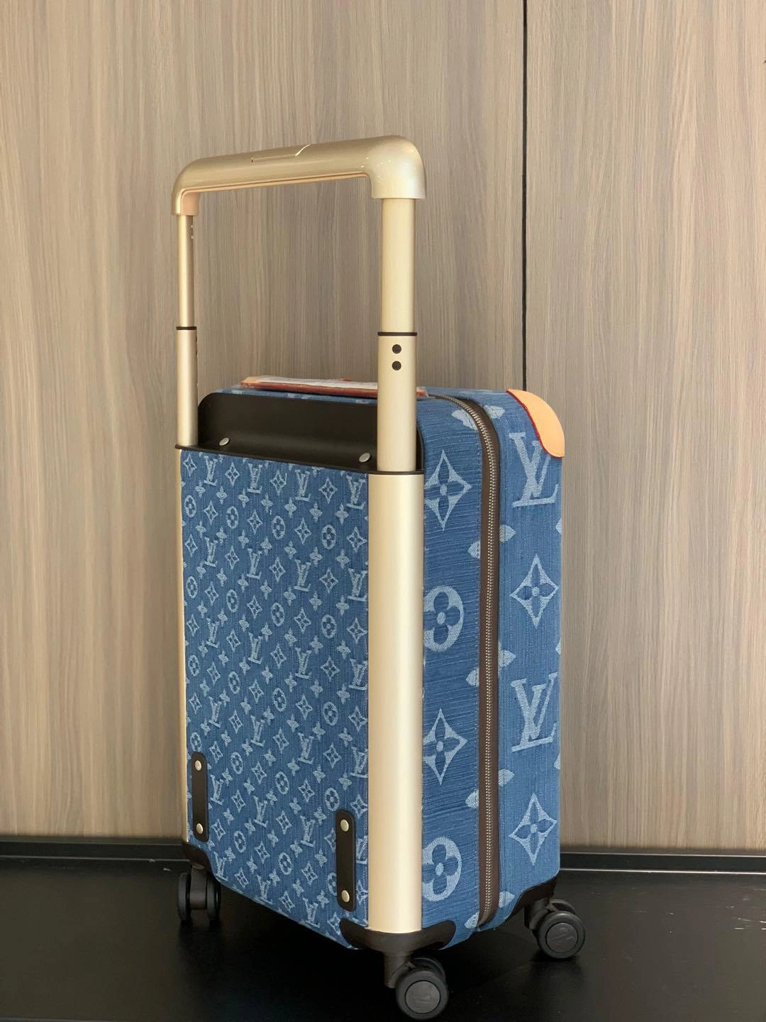 MOMO- 8V M24314 high quality version HORIZON item：E-B177I2595