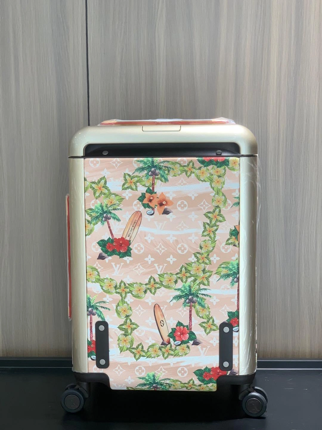 MOMO- 8V M24798 high quality version HORIZON item：E-B177I2591