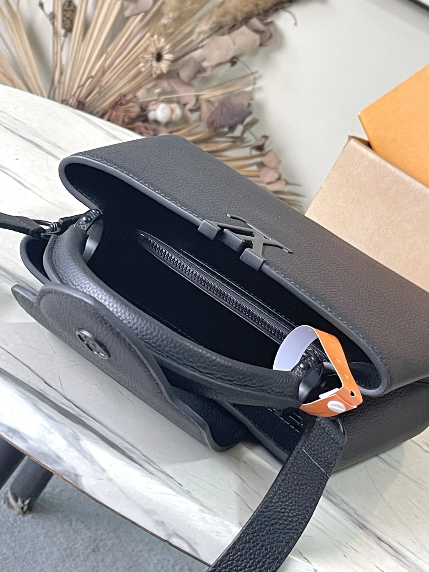MOMO--8V M25255 high quality version Capucines BB cowhide item:F-B574A0963