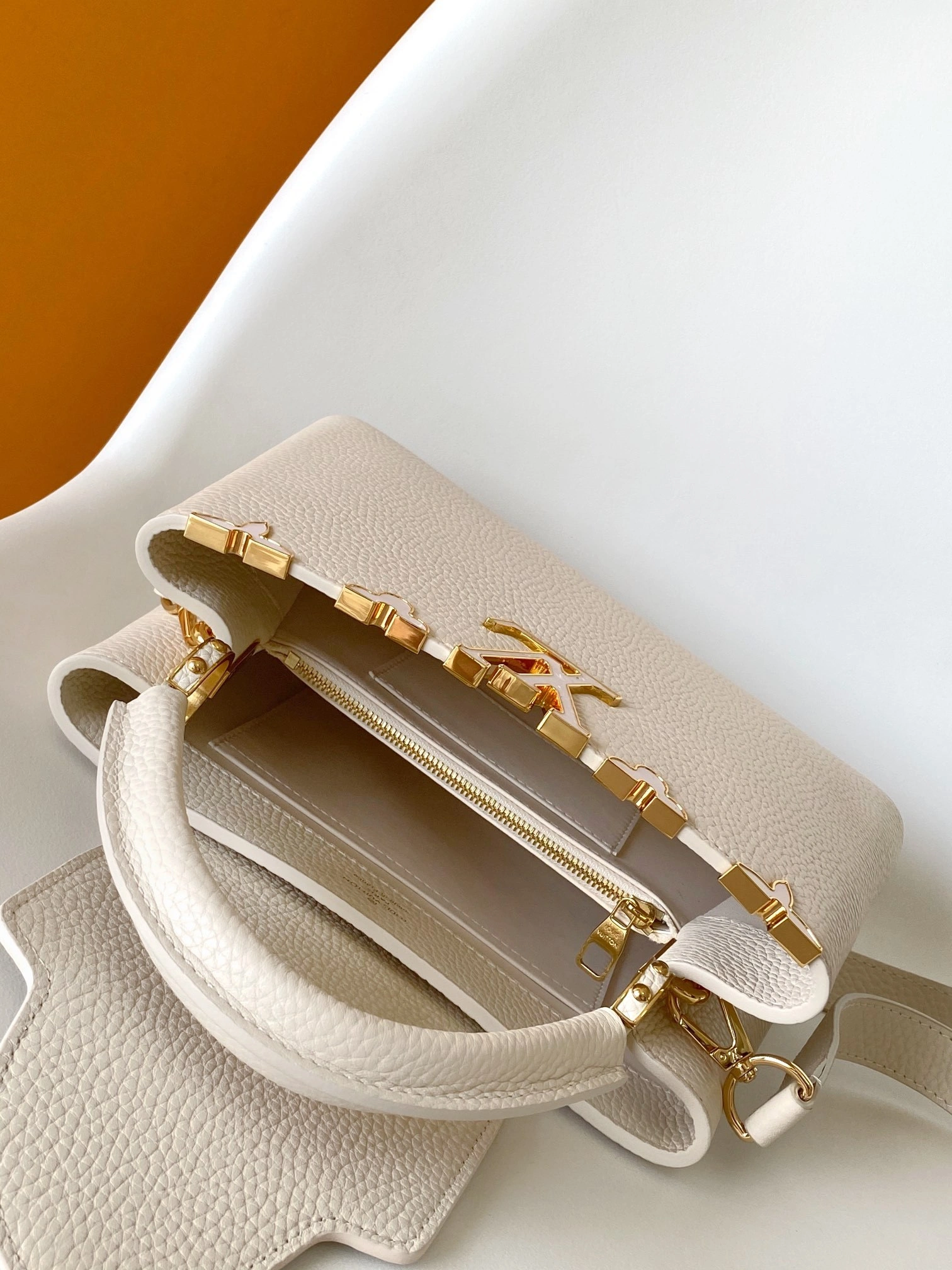 MOMO--8V M25405 high quality version Capucines BB cowhide item:F-B000A1423