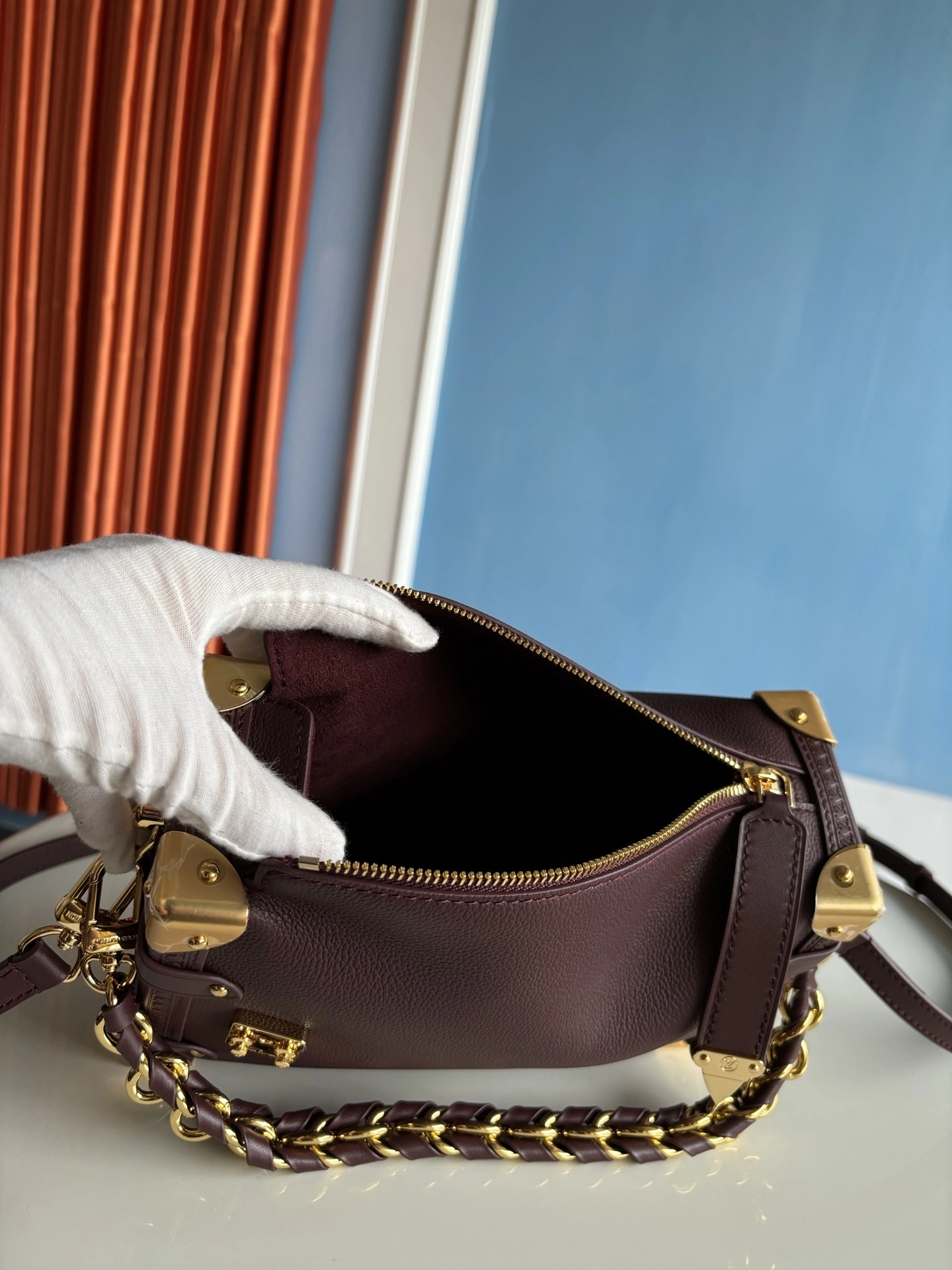 MOMO--8V M25669 high quality version Side Trunk item:E-B808L1835T