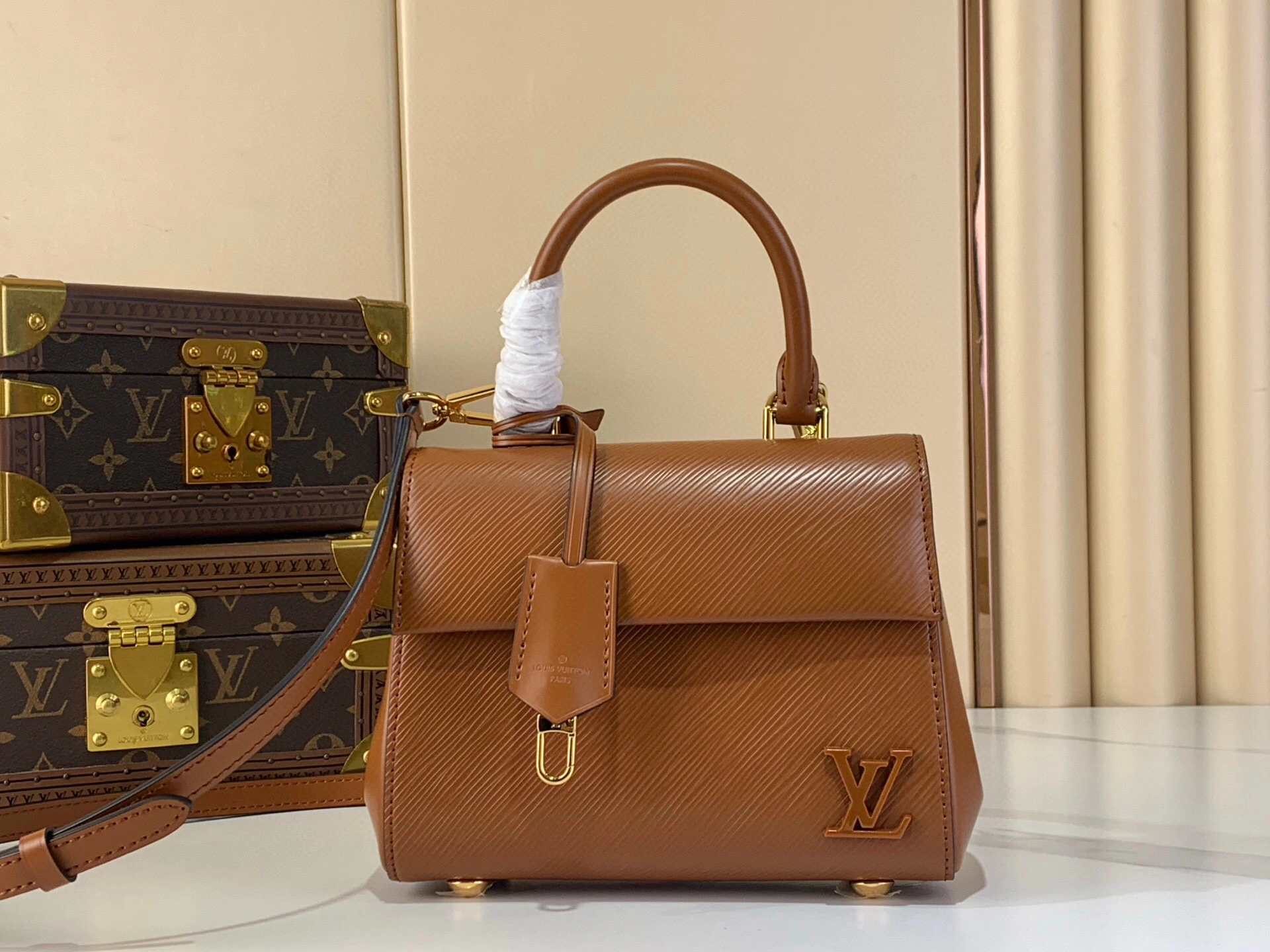 MOMO--8V M25881 high quality version La Beauté Sac Cluny Mini item:F-B109A0945