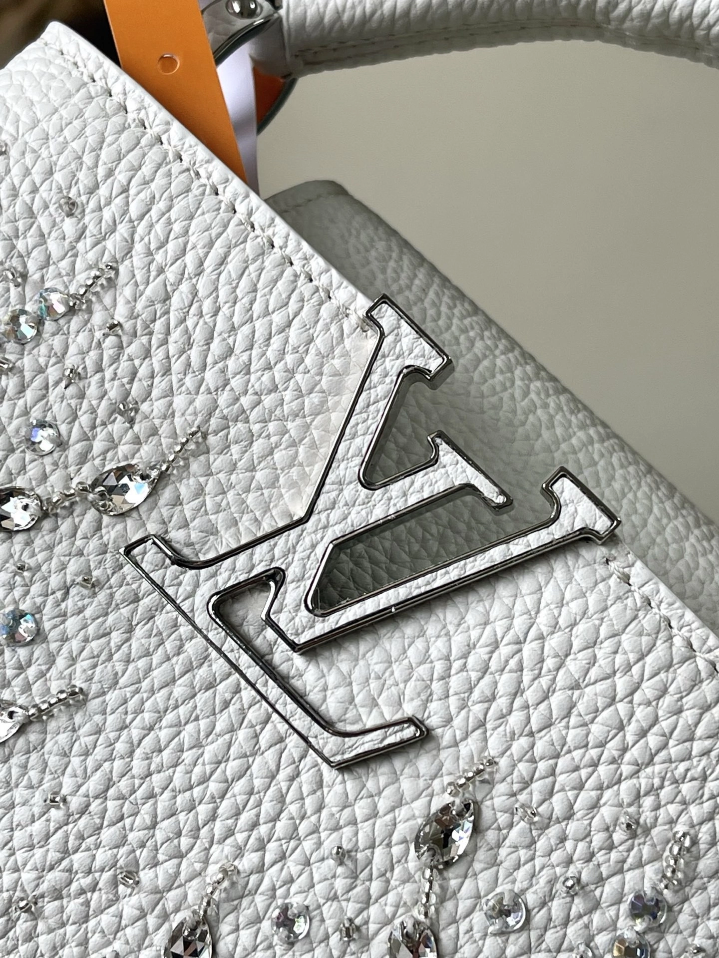 MOMO--8V M25934 high quality version Calfskin item:E-B574K1805