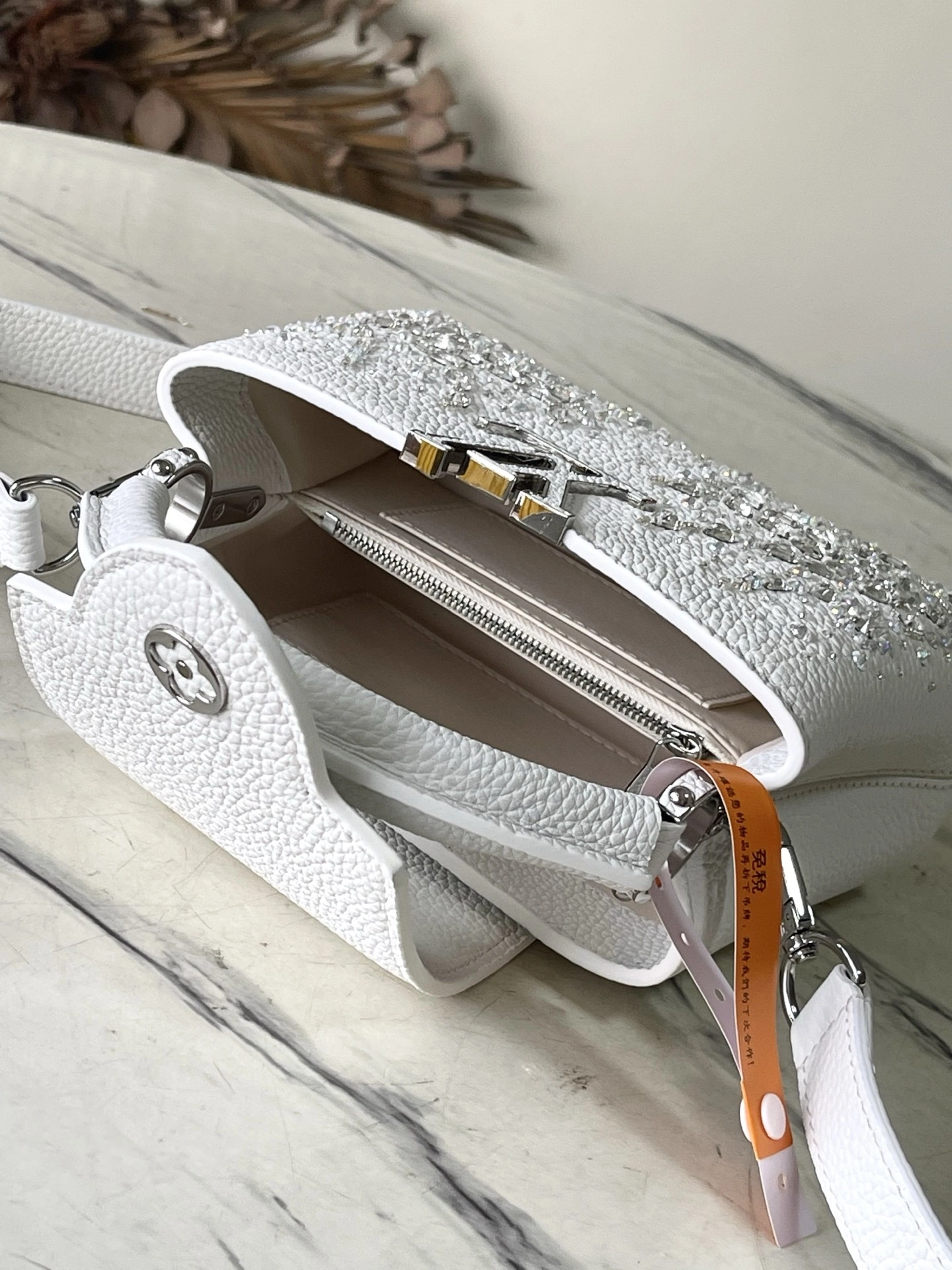 MOMO--8V M25934 high quality version Calfskin item:E-B574K1805
