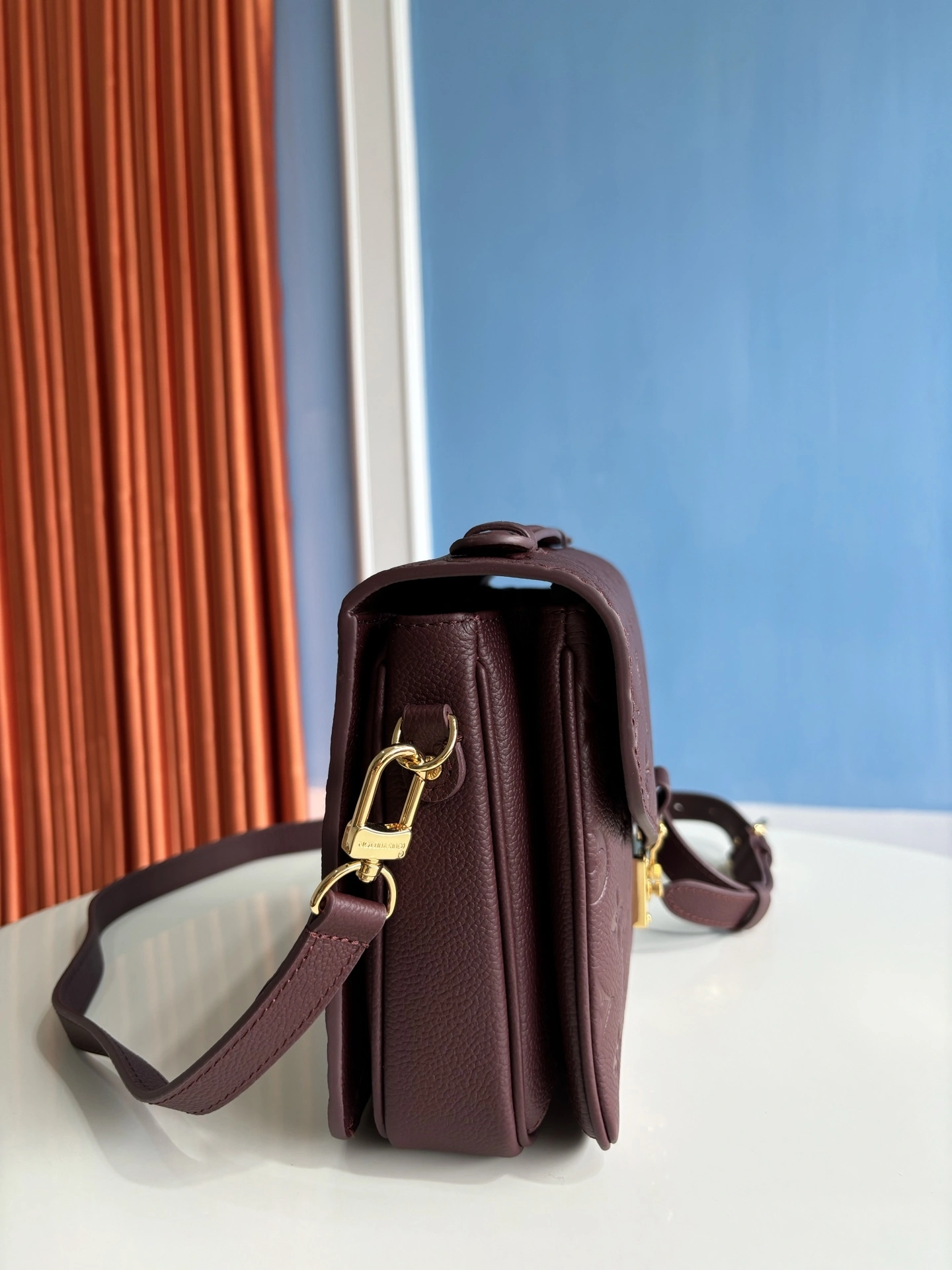 MOMO--8V M25939 high quality version Pochette Métis item:E-B808L1834T
