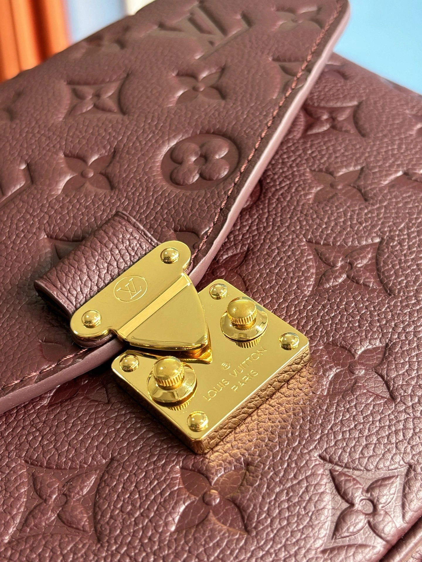MOMO--8V M25939 high quality version Pochette Métis item:E-B808L1834T