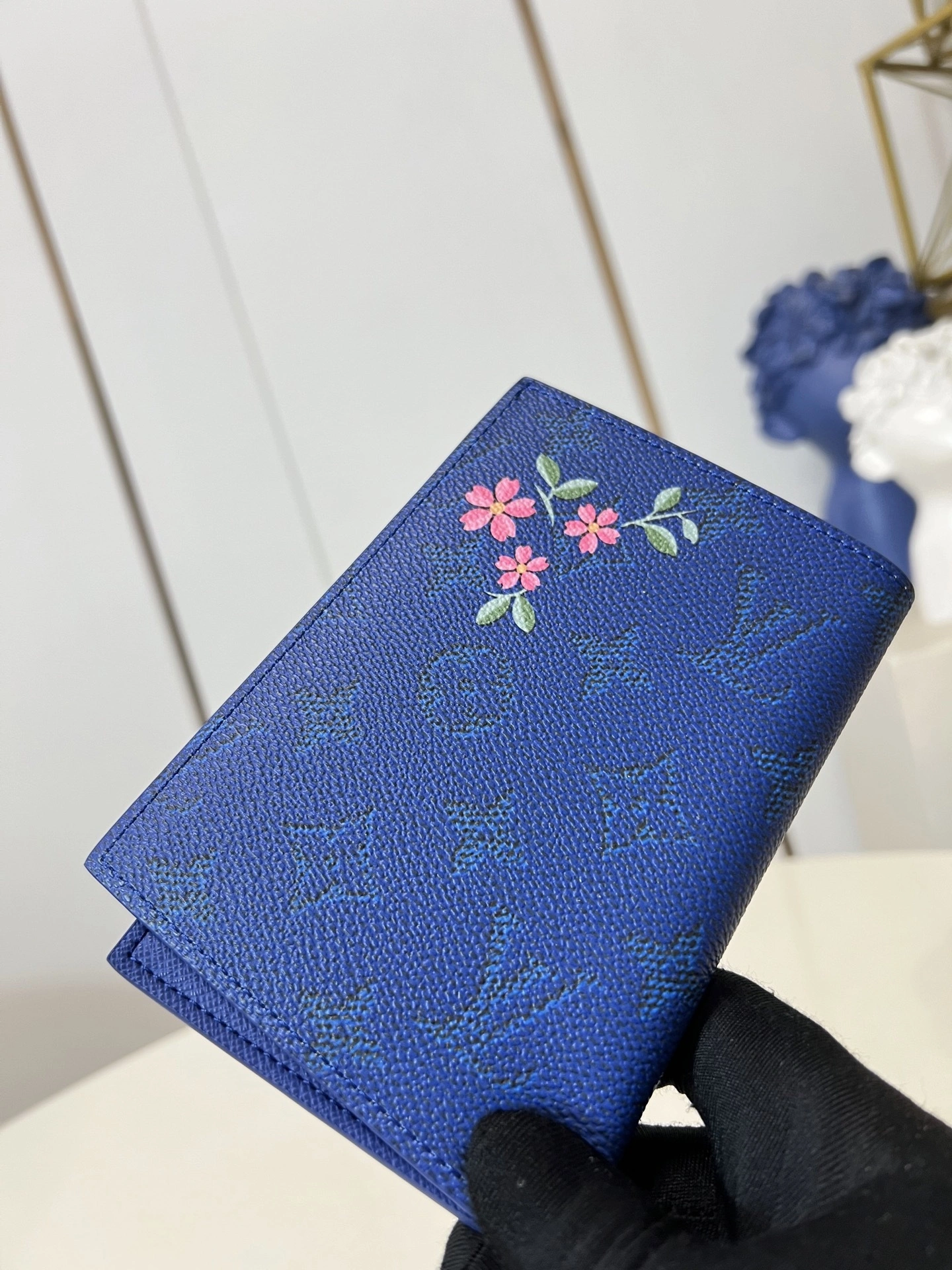 MOMO- 8V M25971 high quality version item：E-B177I2508