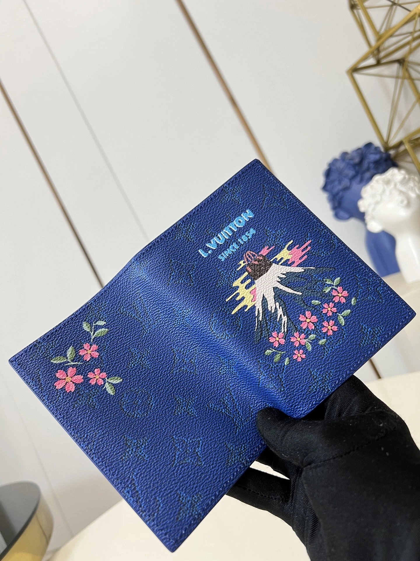 MOMO- 8V M25971 high quality version item：E-B177I2508