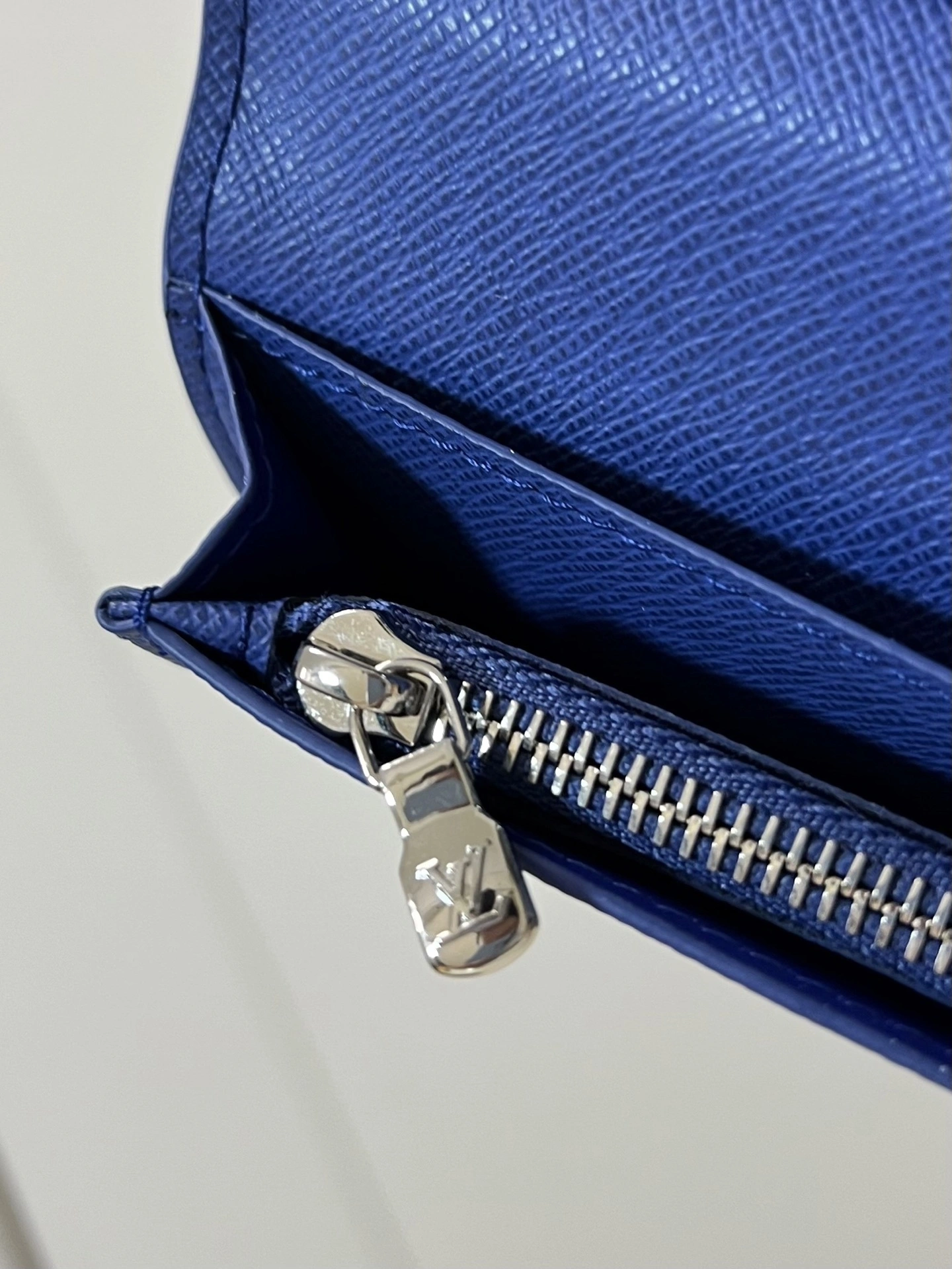 MOMO- 8V M25985 high quality version Brazza item：E-B177I2511