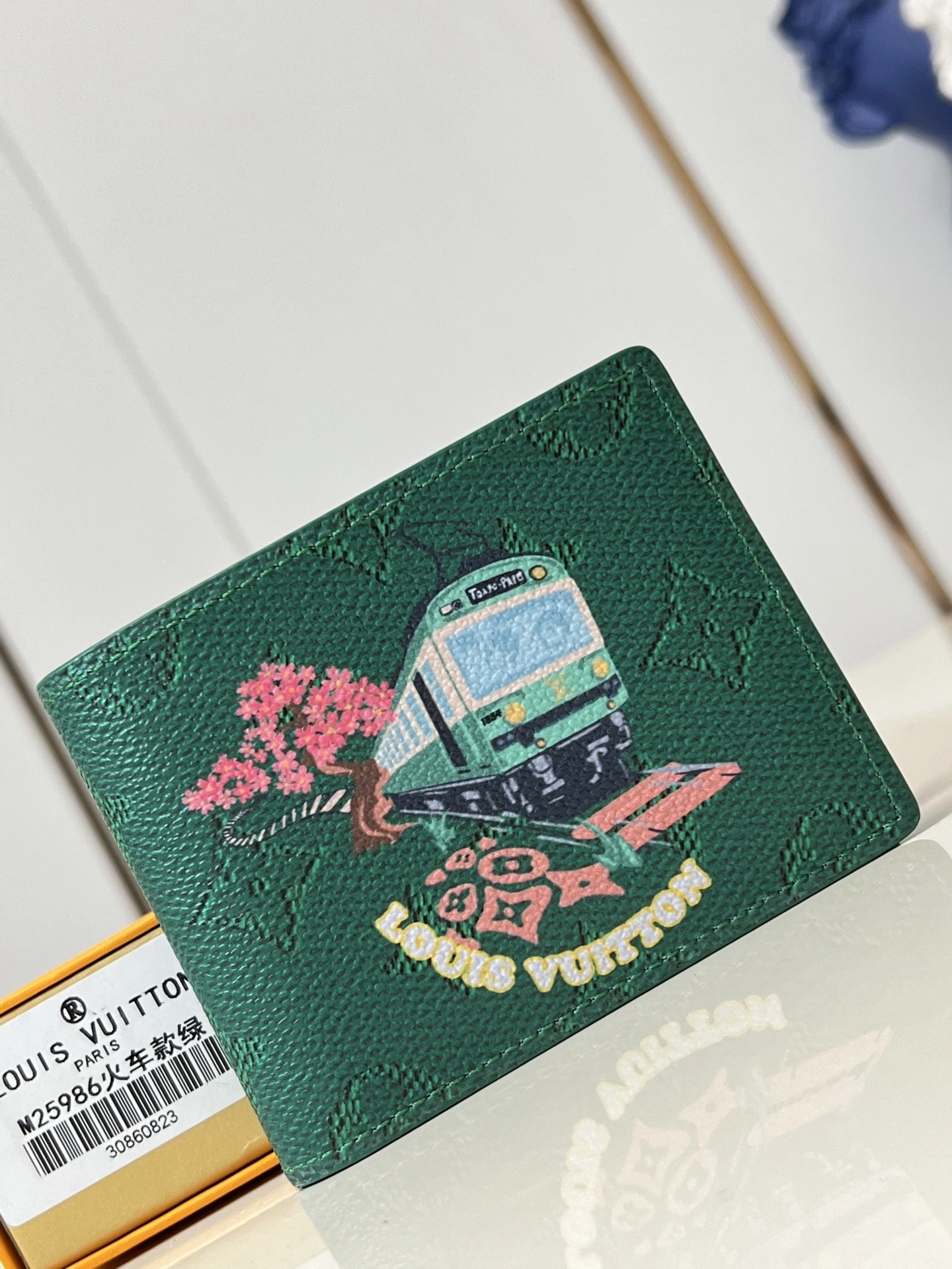 MOMO- 8V M25986 high quality version Slender item：E-B177I2504