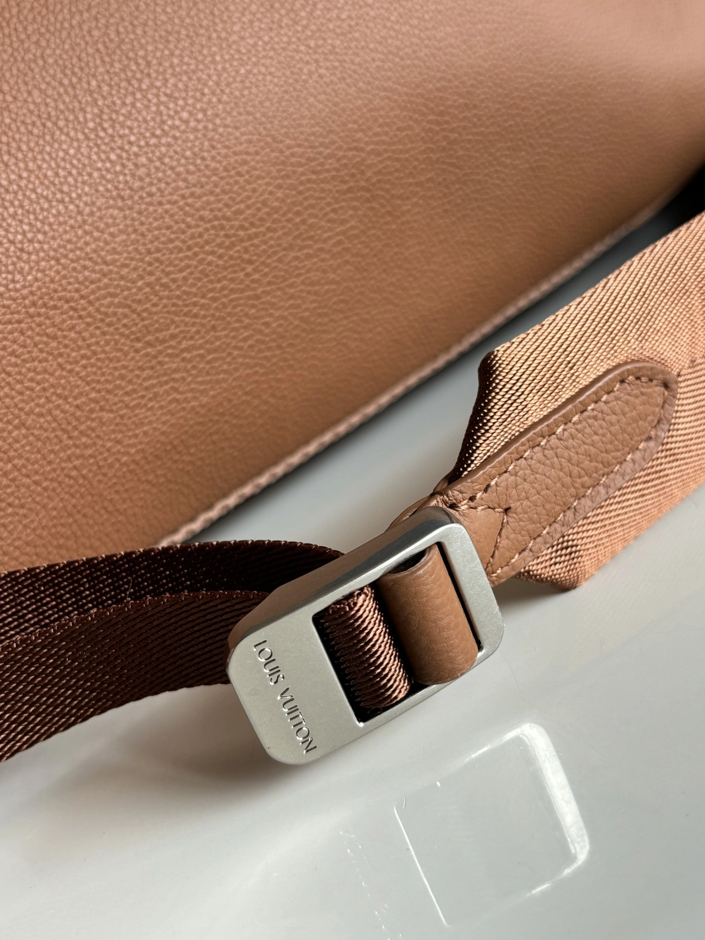 MOMO--8V M26023 high quality version cowhide Fastline item:E-B808L1706T