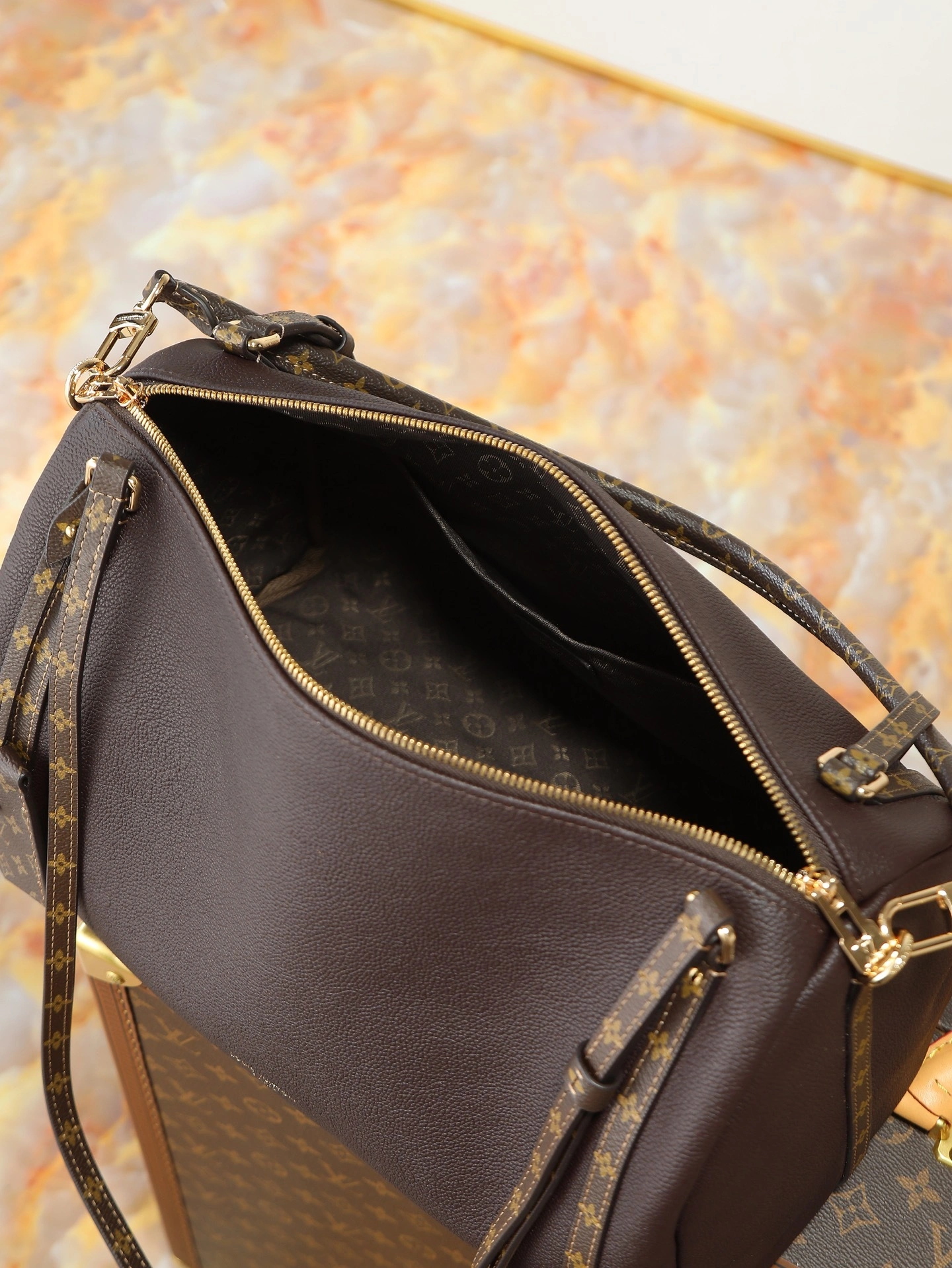MOMO--8V M26397 high quality version Express cowhide item:F-B106A0939