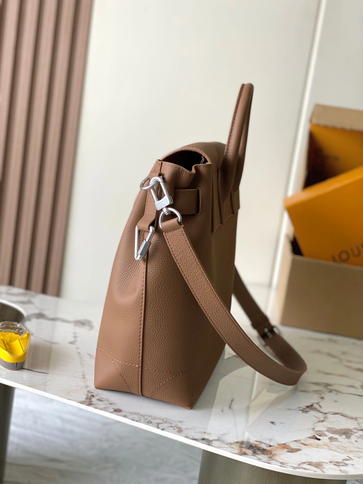 MOMO--8V M26758 high quality version Steamer 30 cowhide item:F-B106A0941