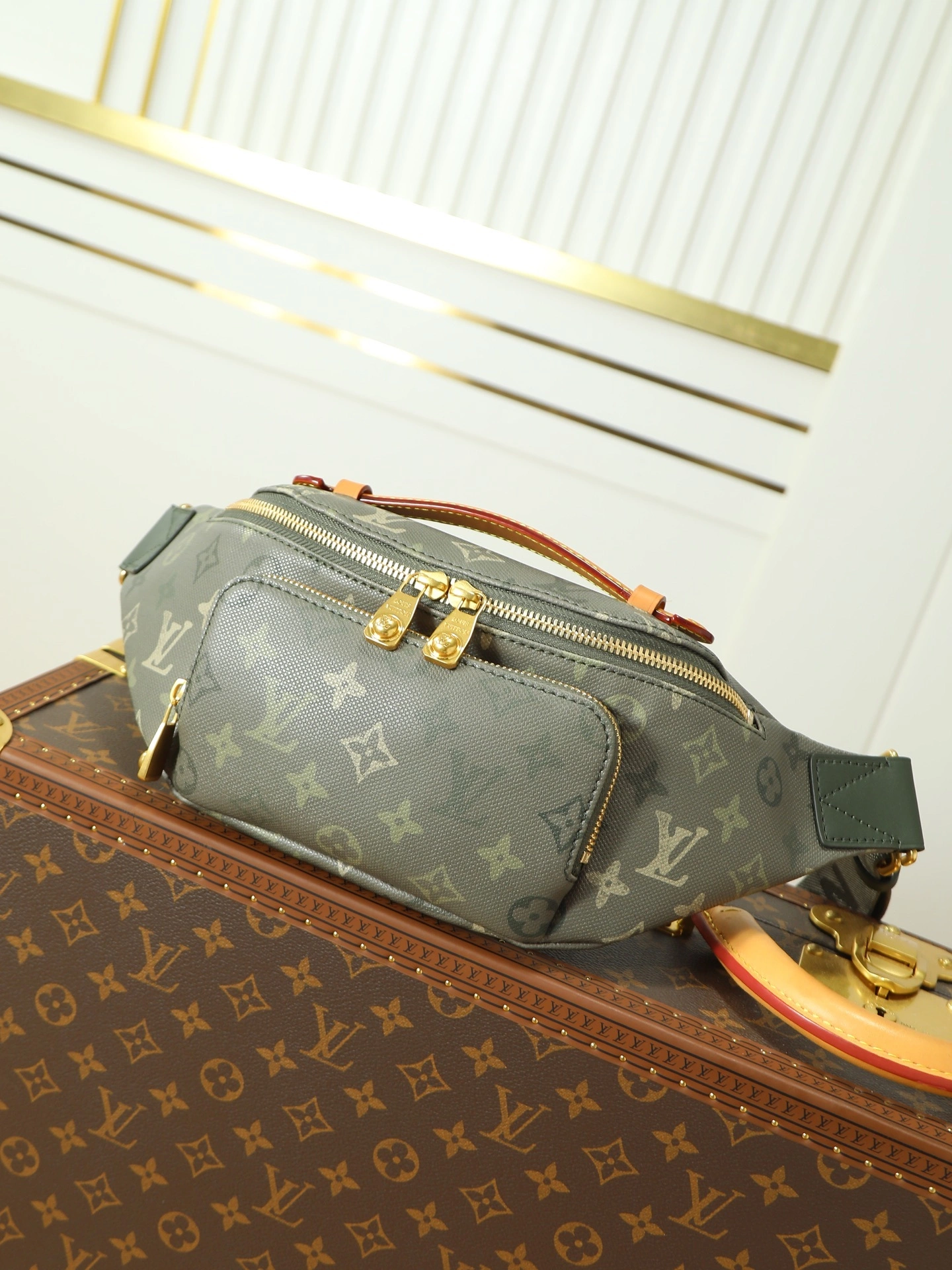 MOMO--8V M26933 high quality version Rush item:F-B106A1526