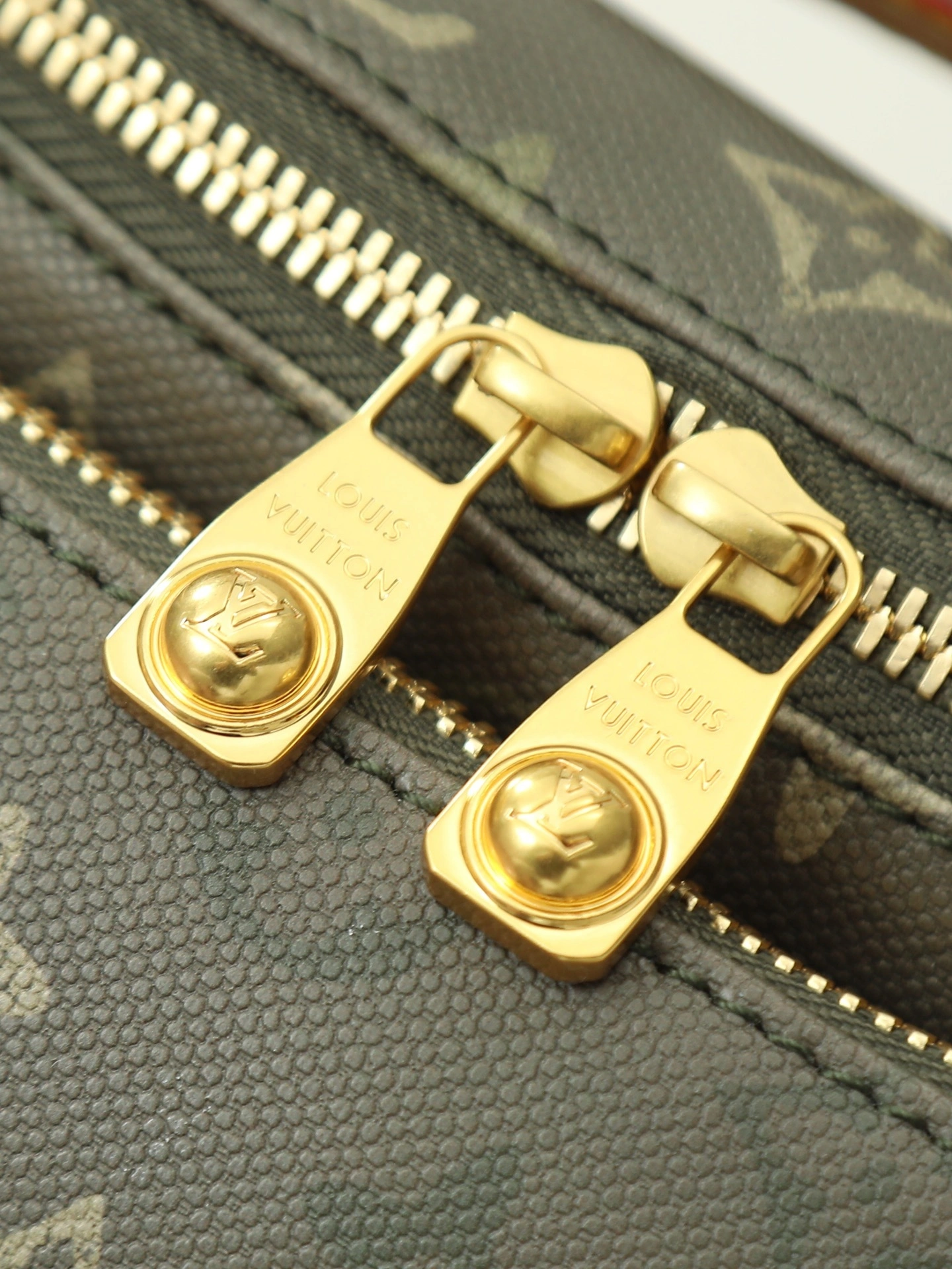 MOMO--8V M26933 high quality version Rush item:F-B106A1526
