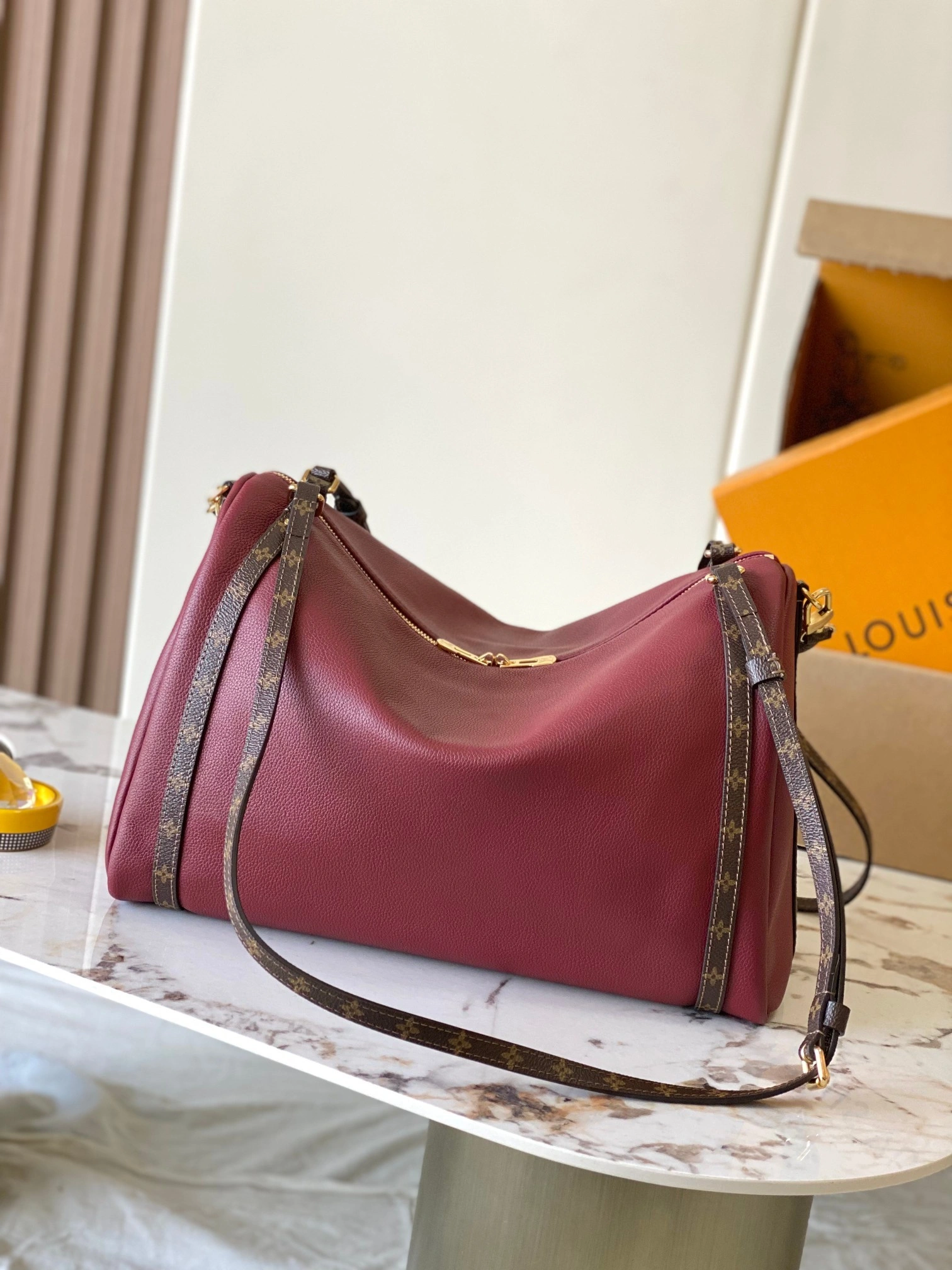 MOMO--8V M27689 high quality version Express cowhide item:F-B106A0937