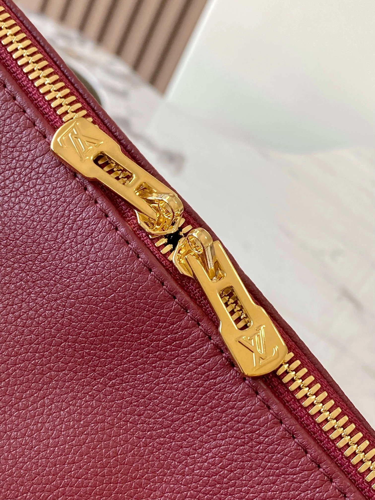 MOMO--8V M27689 high quality version Express cowhide item:F-B106A0937
