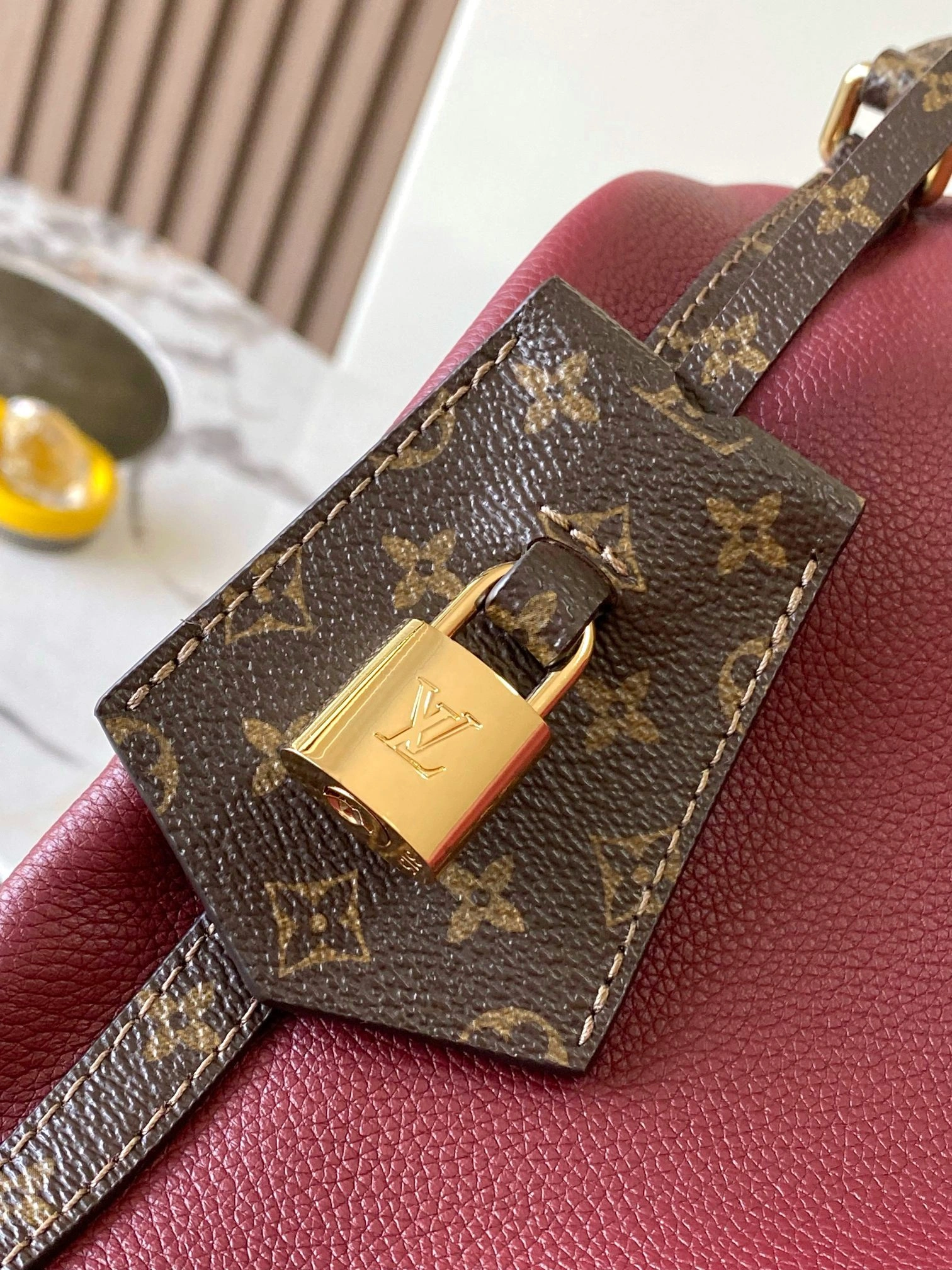 MOMO--8V M27689 high quality version Express cowhide item:F-B106A0937