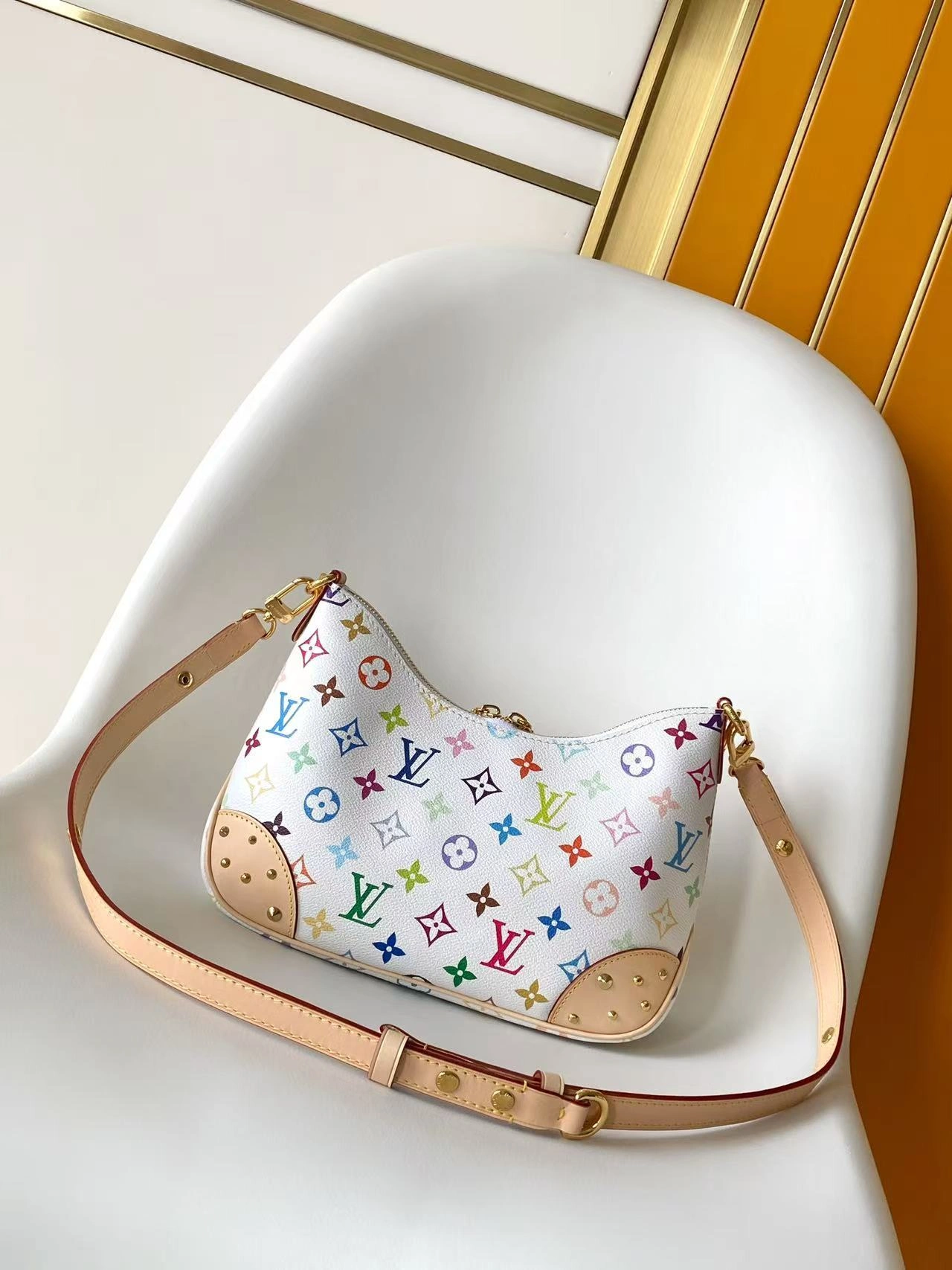 MOMO--8V M27790 high quality version Boulogne item:F-B000A1523