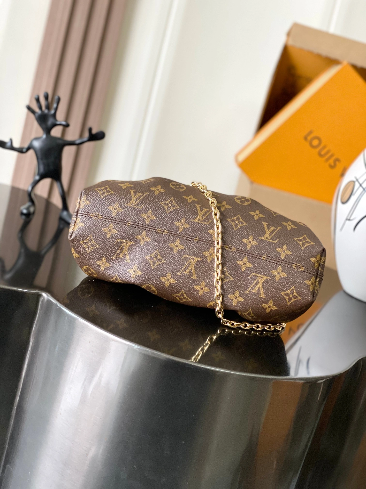 MOMO--8V M27819 high quality version 2026 Cruise Pochette Sling item:F-B000A0929