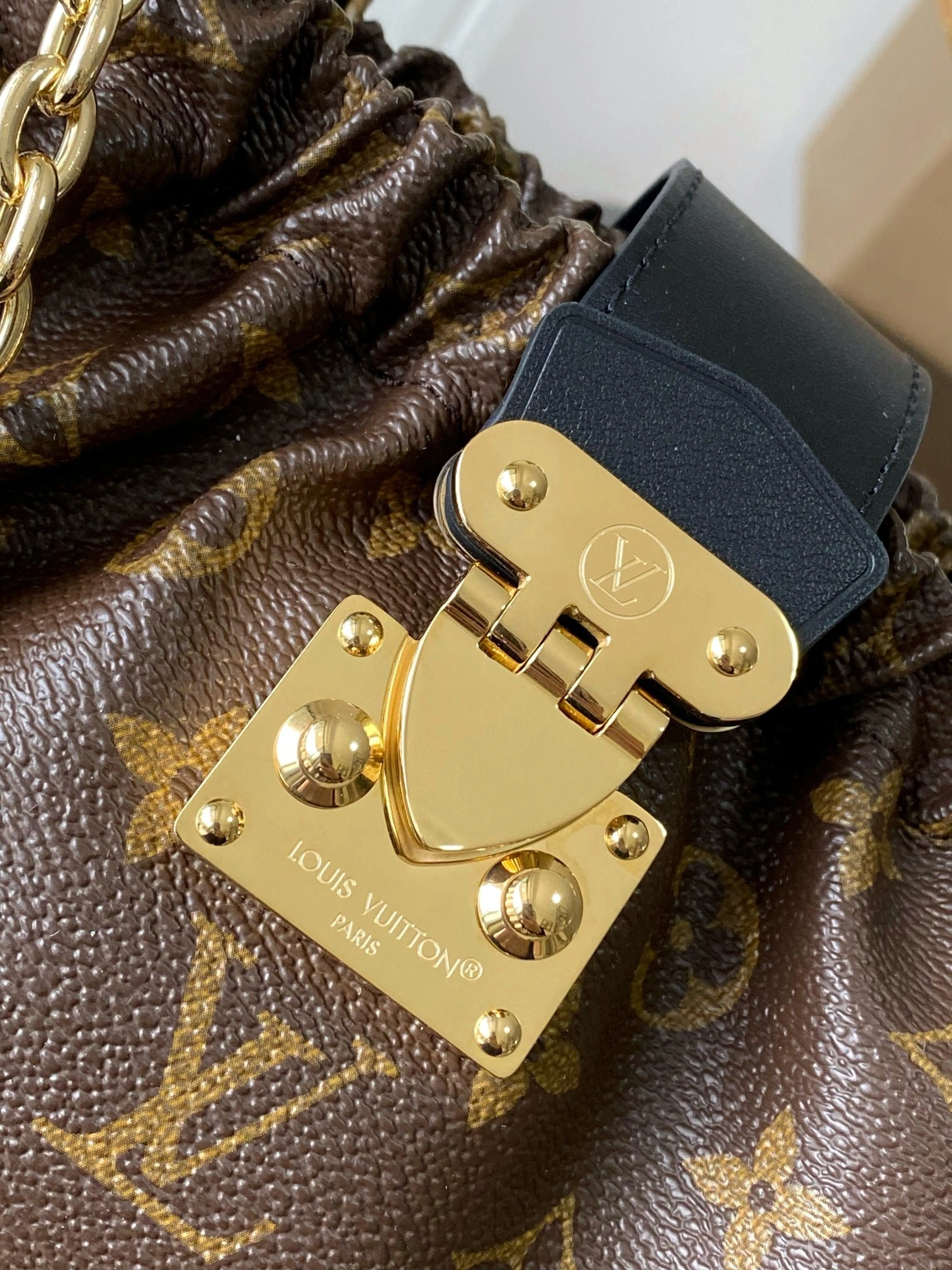 MOMO--8V M27819 high quality version 2026 Cruise Pochette Sling item:F-B000A0929