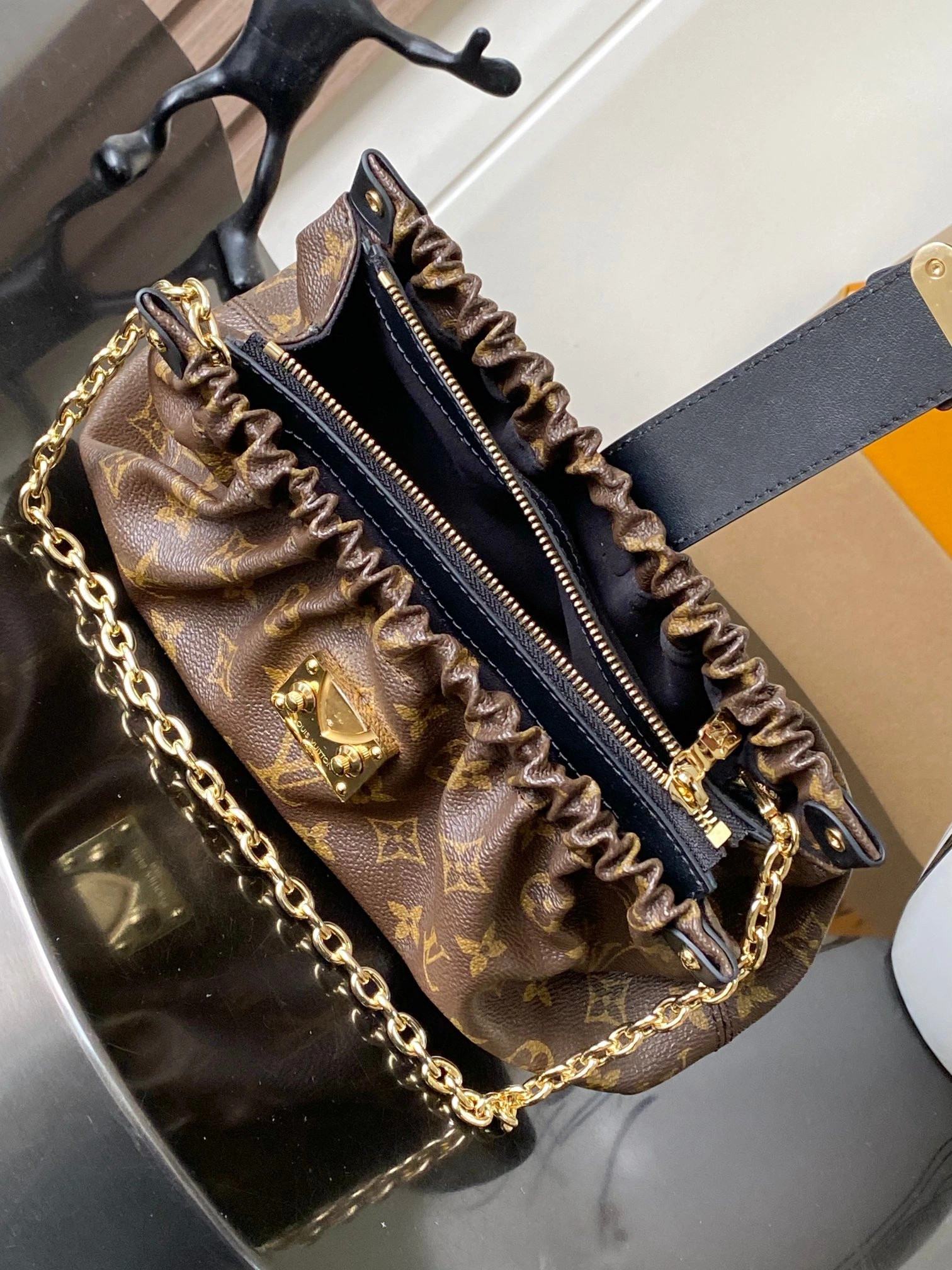 MOMO--8V M27819 high quality version 2026 Cruise Pochette Sling item:F-B000A0929