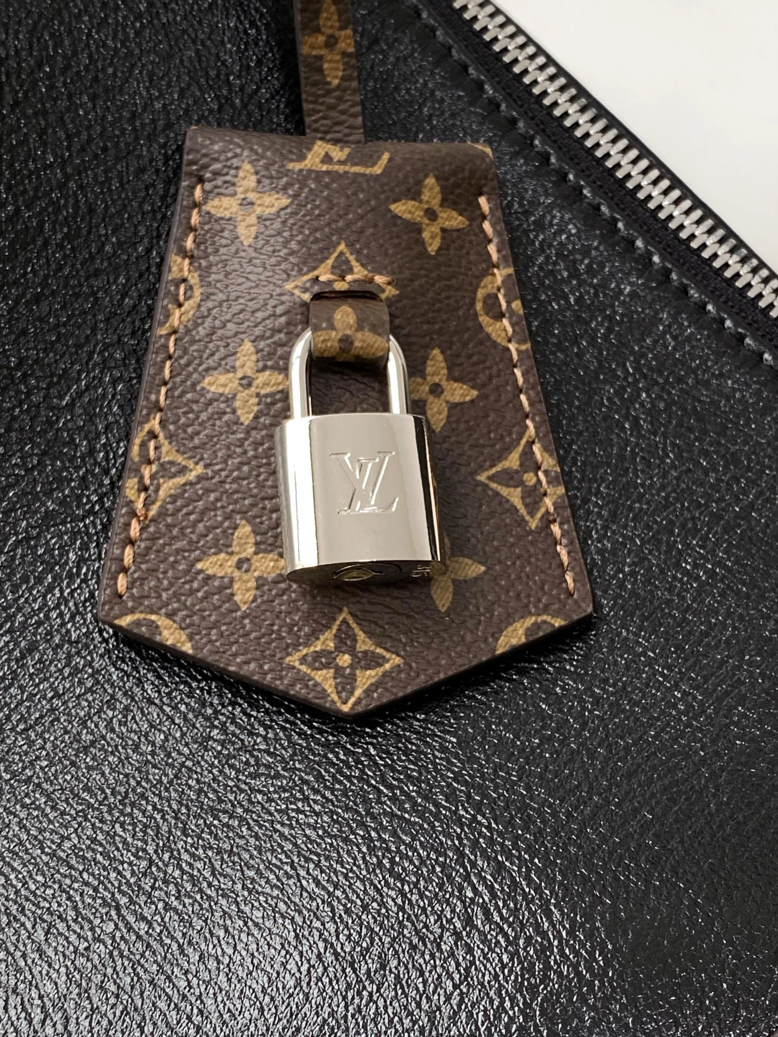 MOMO--8V M27920 high quality version Express cowhide waxed skin item:F-B000A0936