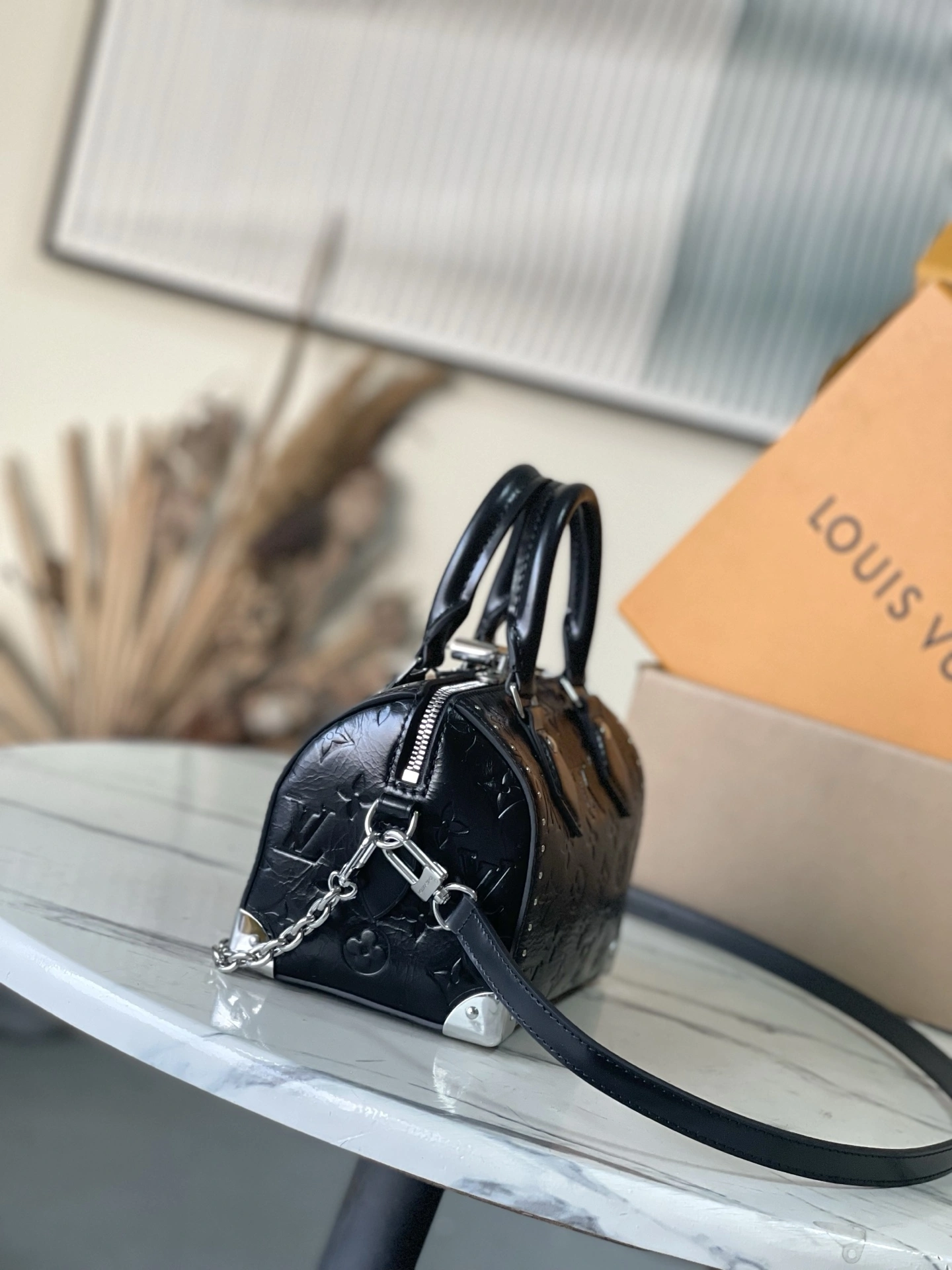 MOMO--8V M27921 high quality version Speedy Trunk 20 cowhide item:F-B574A0957