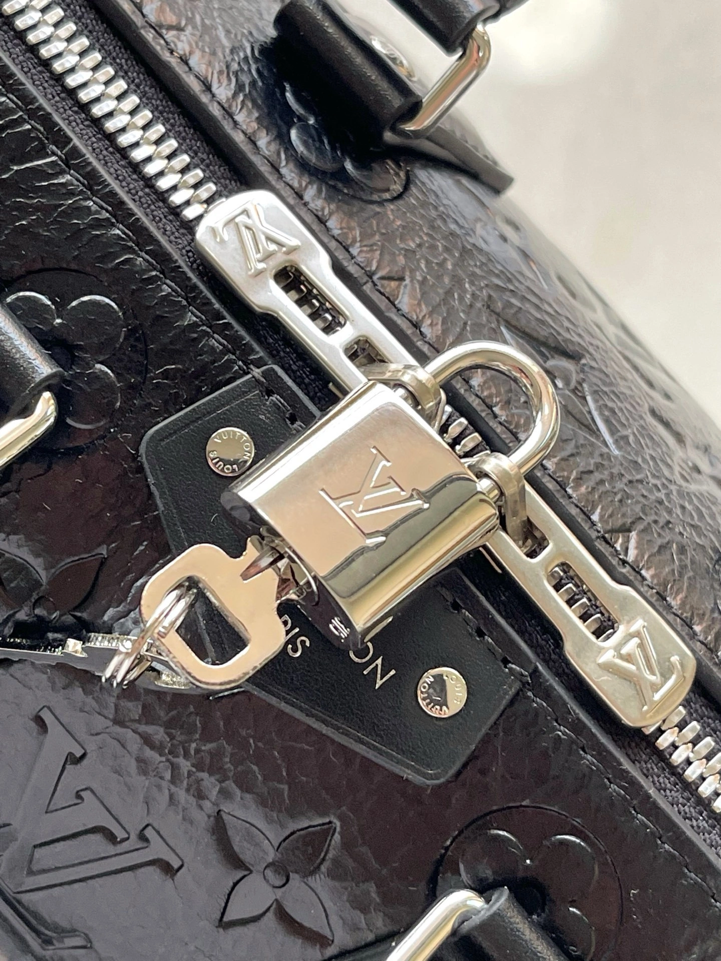 MOMO--8V M27921 high quality version Speedy Trunk 20 cowhide item:F-B574A0957