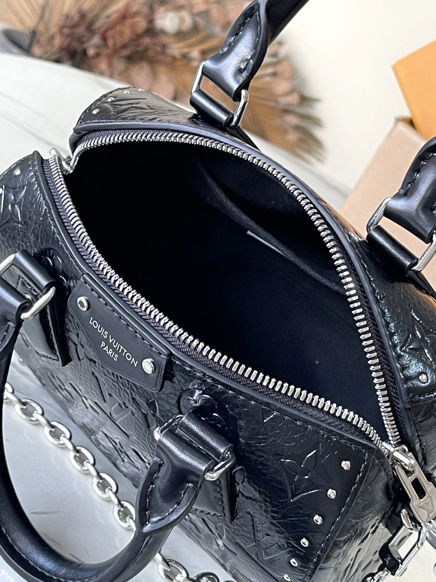 MOMO--8V M27921 high quality version Speedy Trunk 20 cowhide item:F-B574A0957