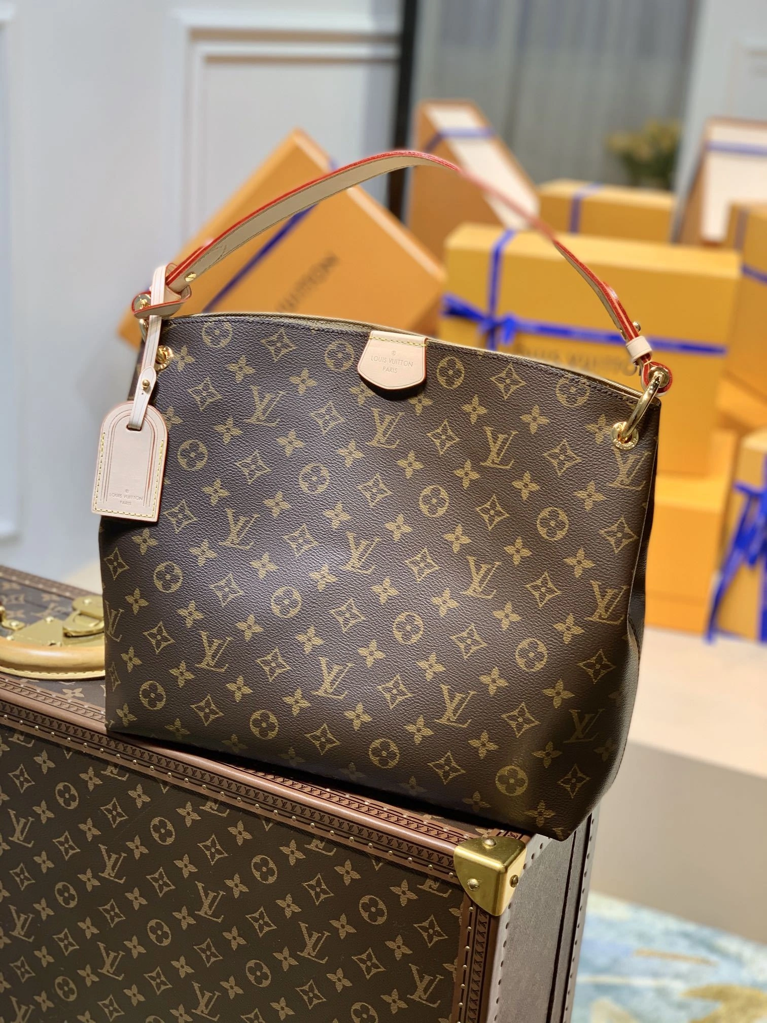 MOMO--8V M43701 high quality version GRACEFUL cowhide item:F-B000A2124