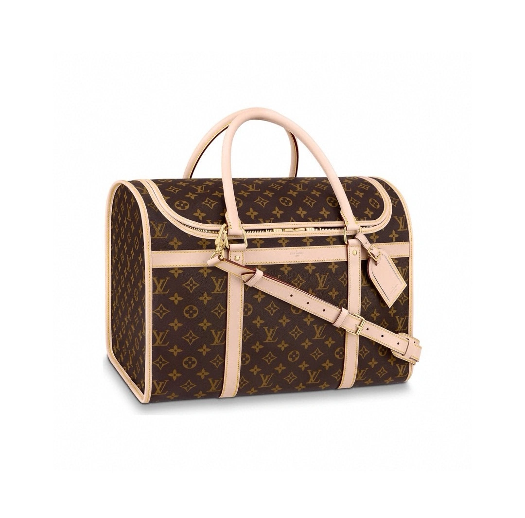MOMO- 8V M45662 Dog Carrier high quality version item:E-B000G1337
