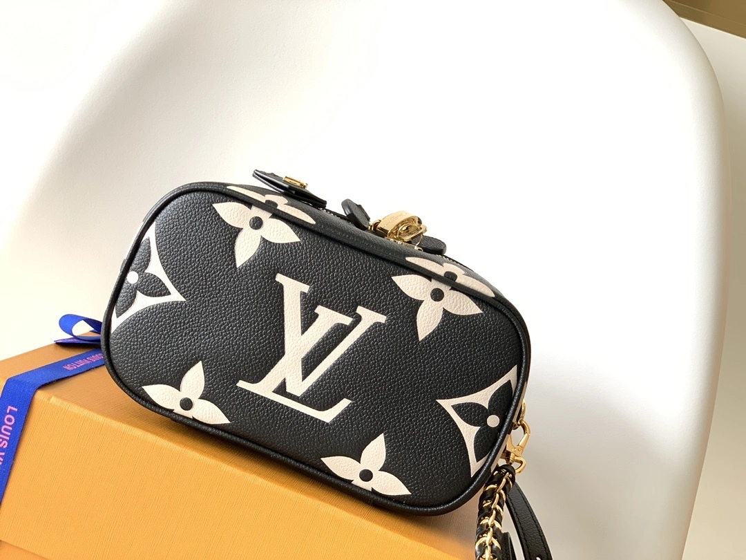 MOMO--8V M45780 high quality version Vanity cowhide item:F-B000A1415