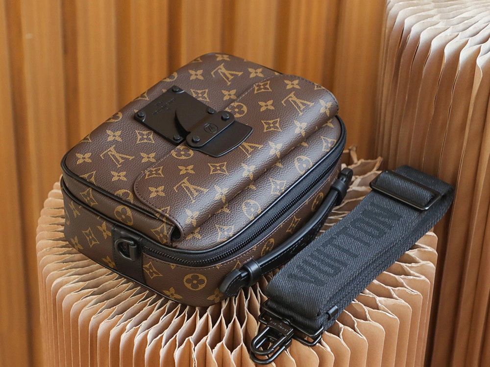 MOMO--8V M45806 high quality version item:F-B000A1450