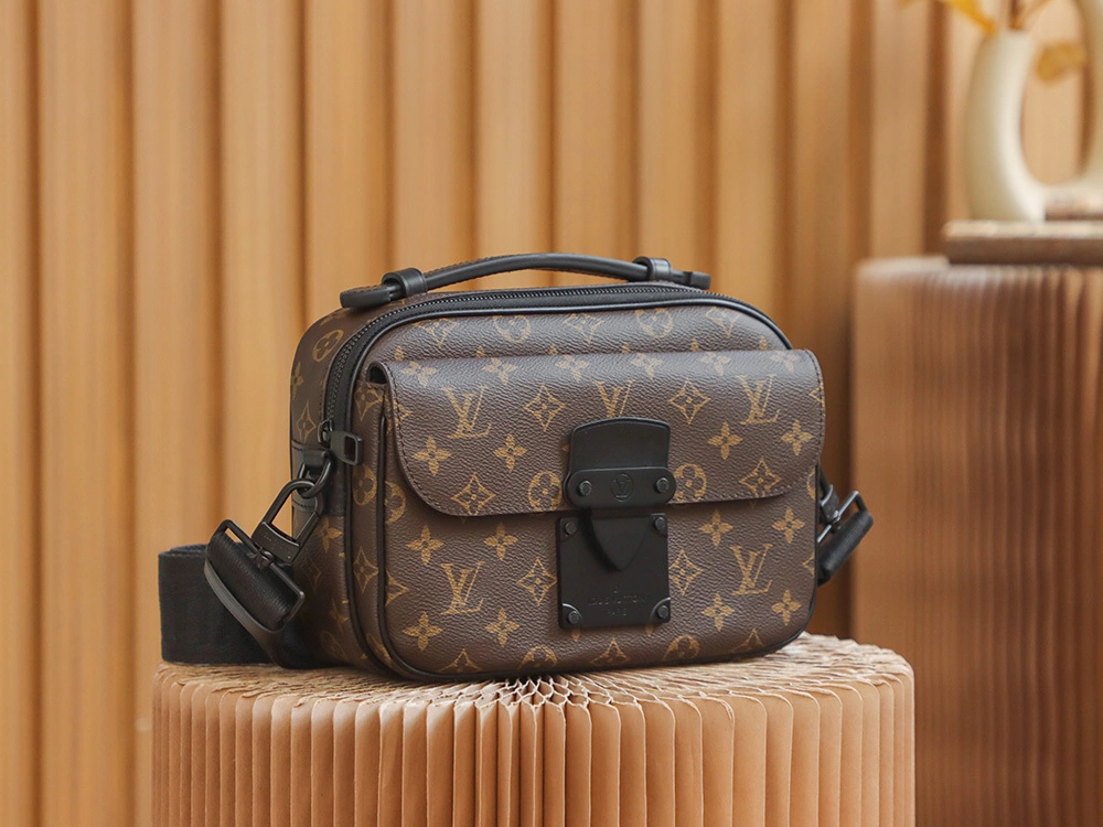 MOMO--8V M45806 high quality version item:F-B000A1450