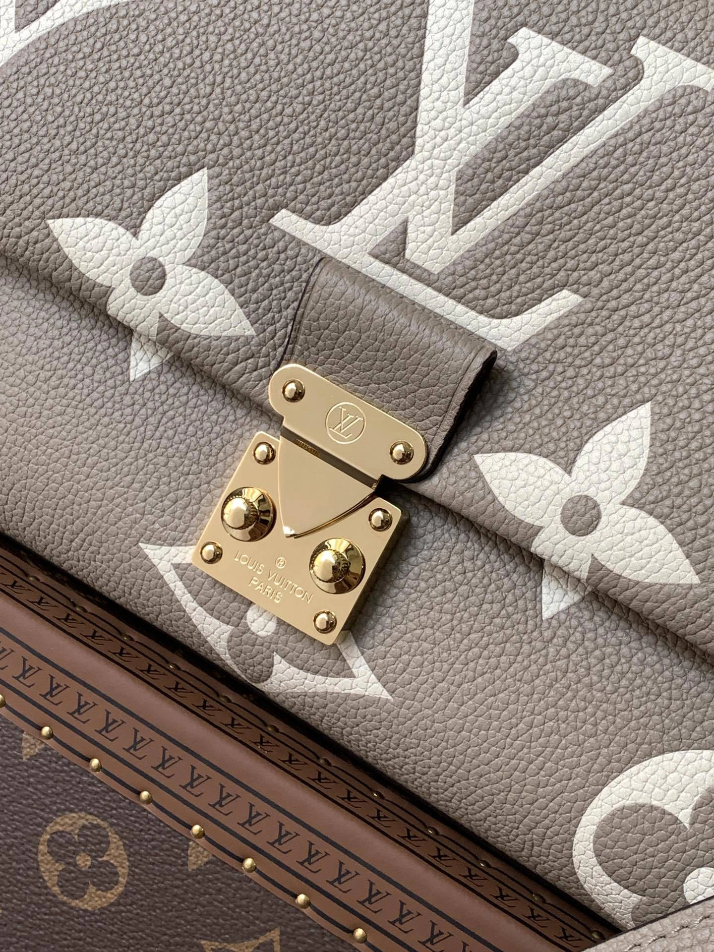MOMO--8V M46041 high quality version Madeleine cowhide item:F-B000A2108