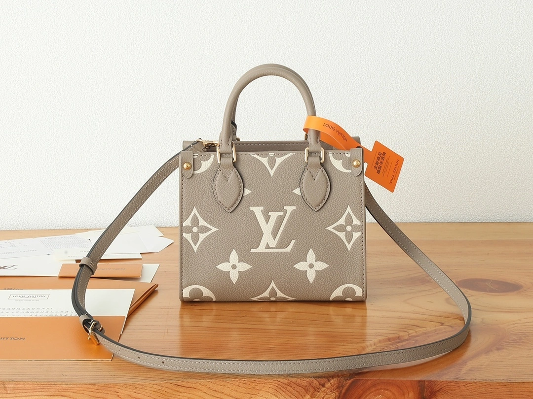 MOMO--8V M47054 high quality version OnTheGo BB item:F-B000A2141