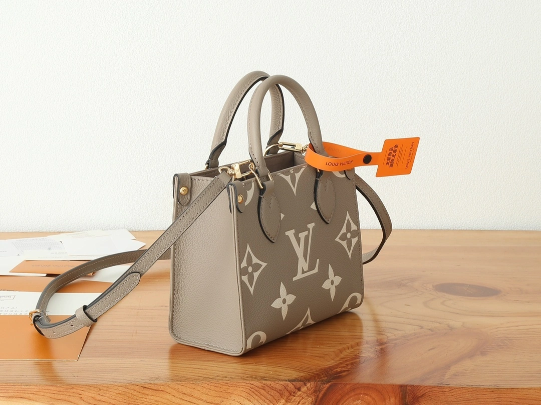 MOMO--8V M47054 high quality version OnTheGo BB item:F-B000A2141