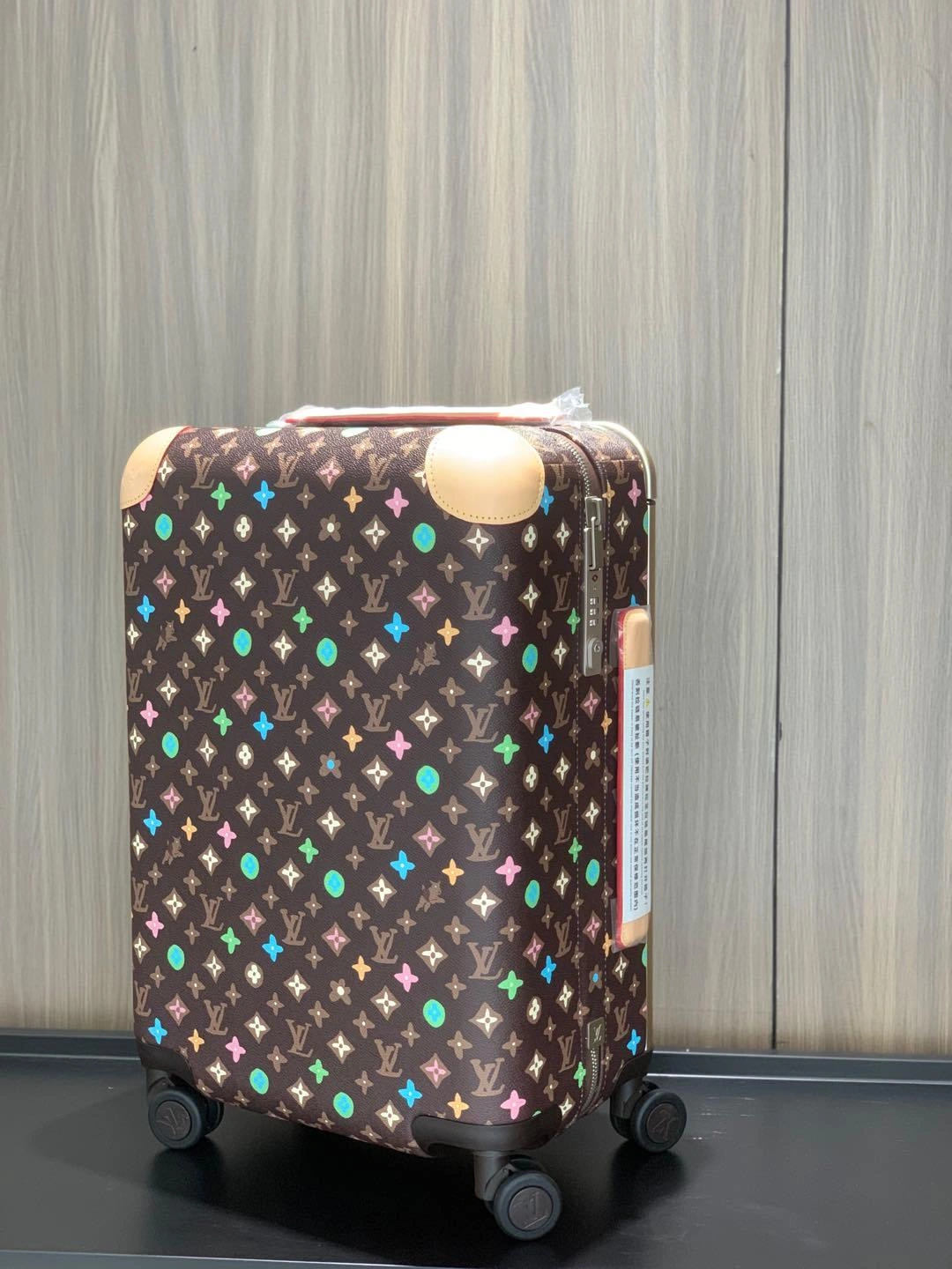 MOMO- 8V M47070 high quality version HORIZON item：E-B177I2590