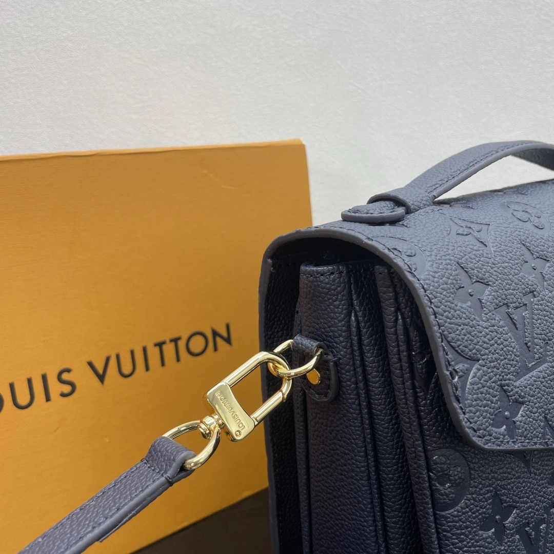 MOMO--8V M47142 high quality version Pochette Metis cowhide item:F-B177A2138