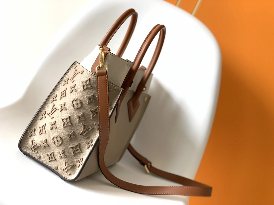 MOMO--8V M53825 high quality version On My Side Calfskin item:F-B000A2118