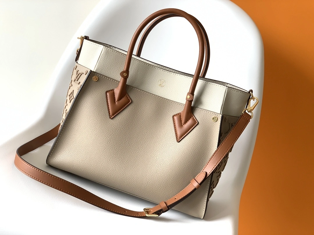 MOMO--8V M53825 high quality version On My Side Calfskin item:F-B000A2118