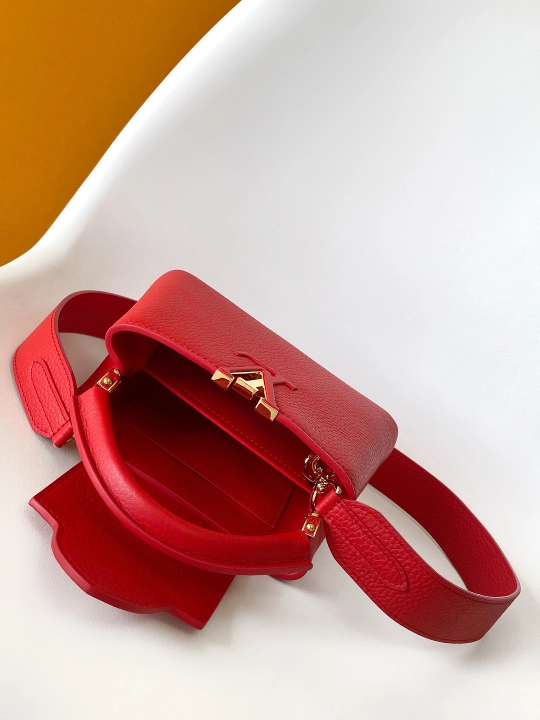 MOMO--8V M56845 high quality version Capucines cowhide item:F-B000A1410
