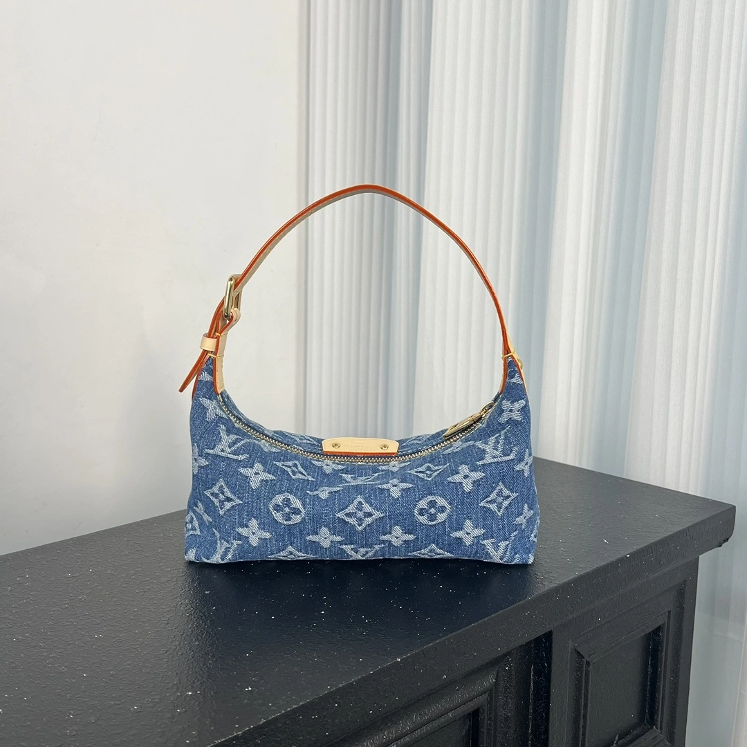 MOMO- 8V M82949 denim high quality version item：E-B177I2403